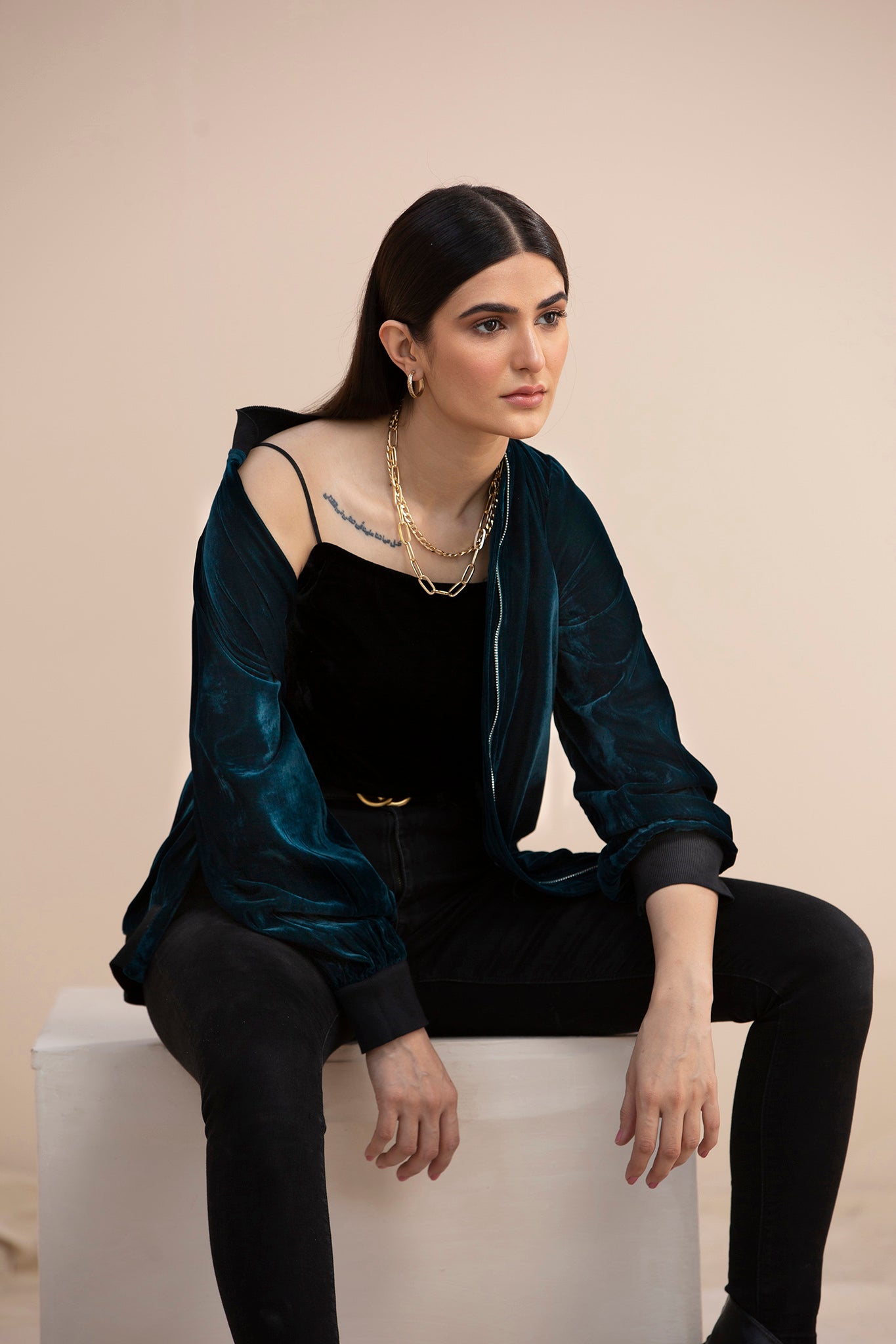 Hana | Mavi Velvets | VLT007 - Official Hana - Agha Fabrics UK