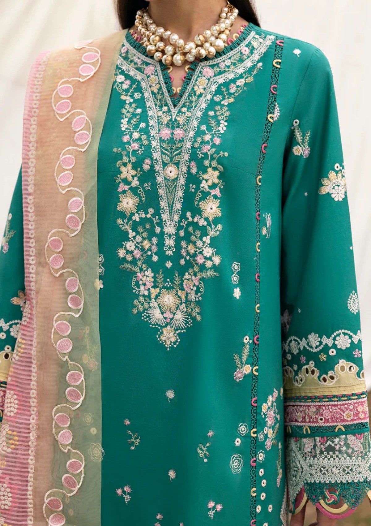 Lawn - Qalamkar - Qlinekari 25 - DC#08 - Elida