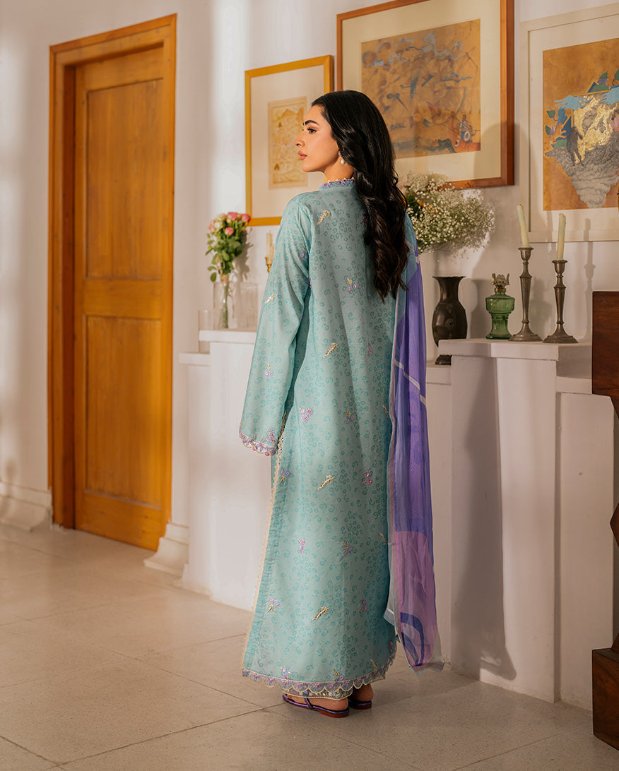 Roheenaz | Aashiyana Lawn | Minal