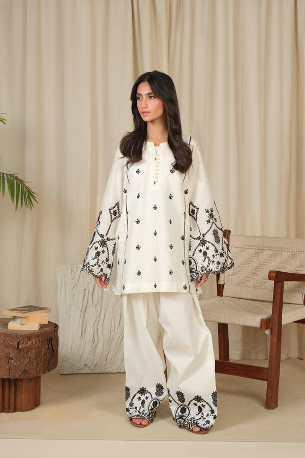 Noor by Saadia Asad | Noor Pret 25 | D2 - Monochrome Flair