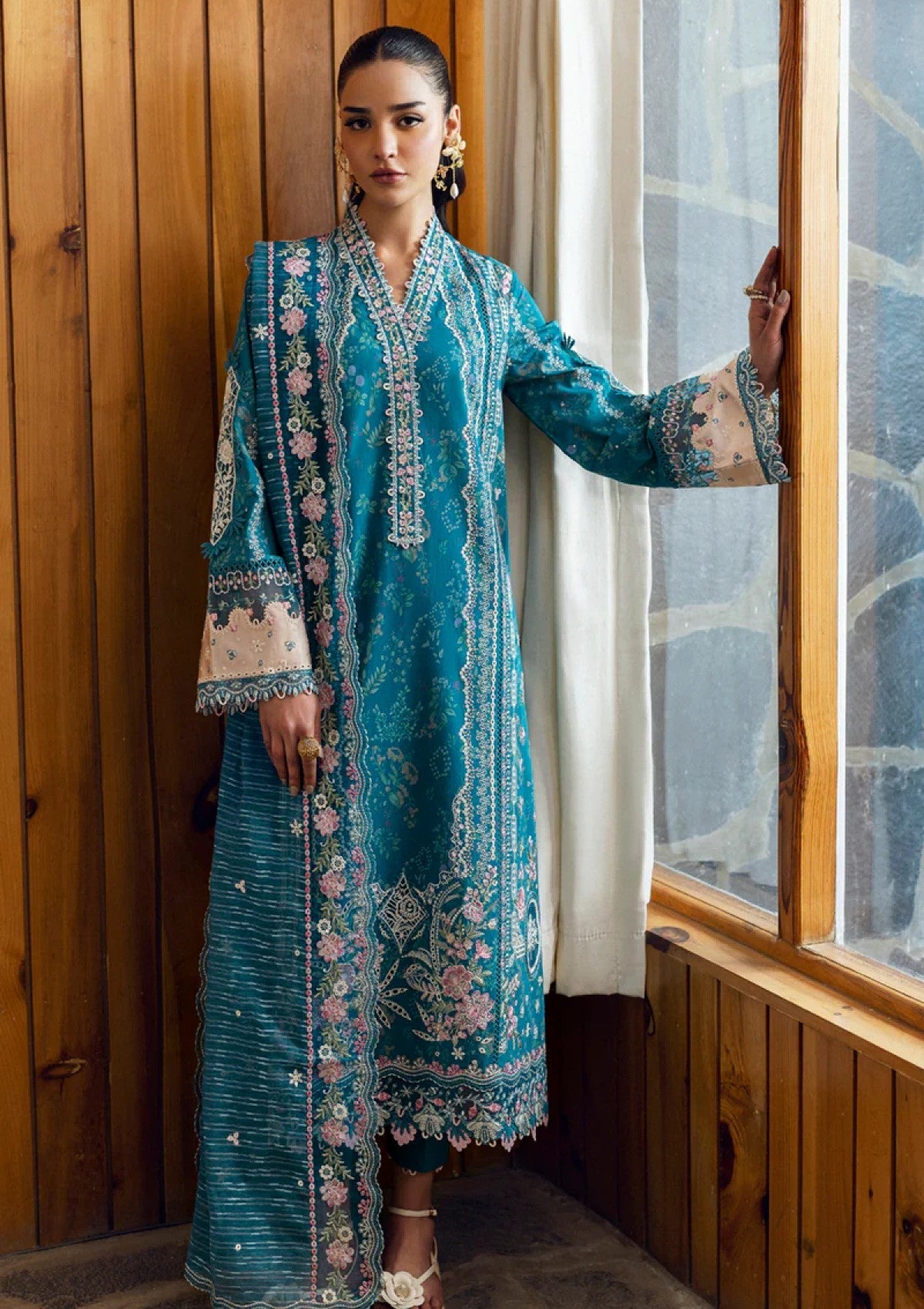 Lawn - Qalamkar - Qlinekari 25 - DC#10 - Fina