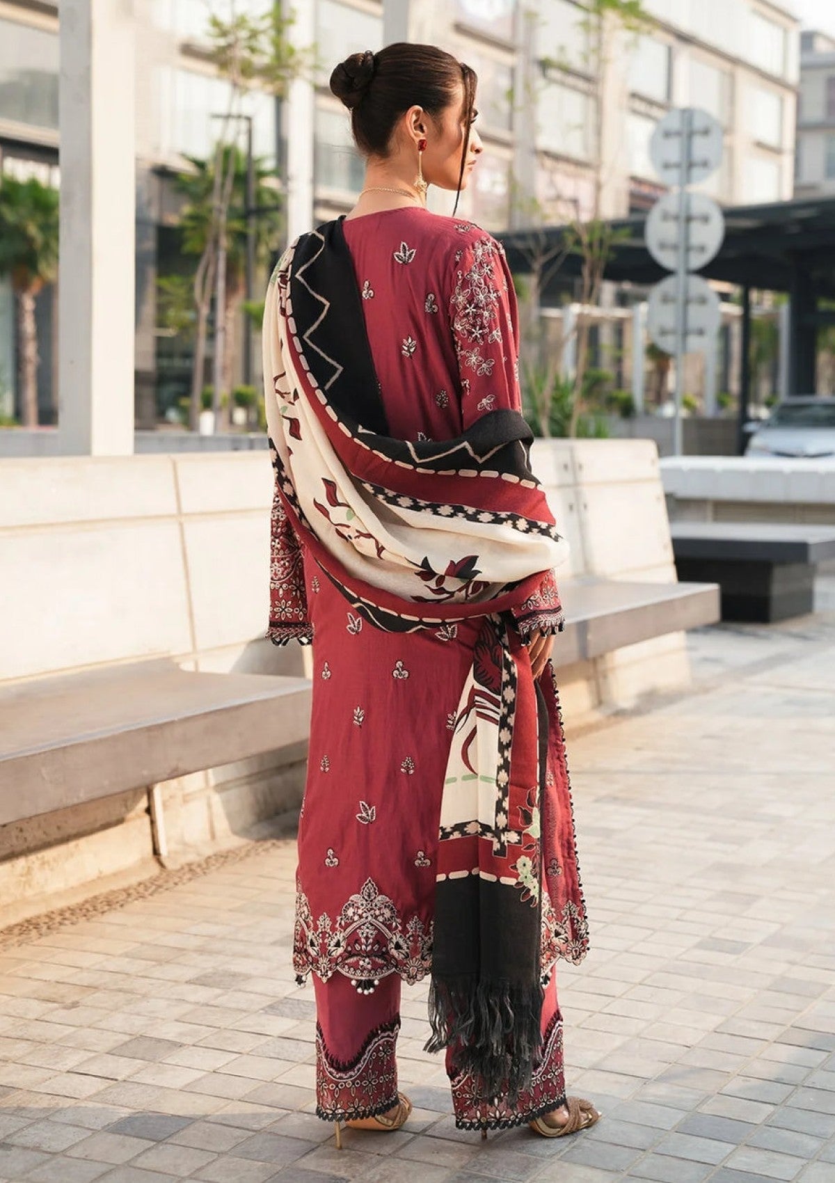 Winter Collection - Elaf Premium - Pashmina Shawl 24 - EPW-5A Sweetest Kiss - Official Elaf Premium - Agha Fabrics UK