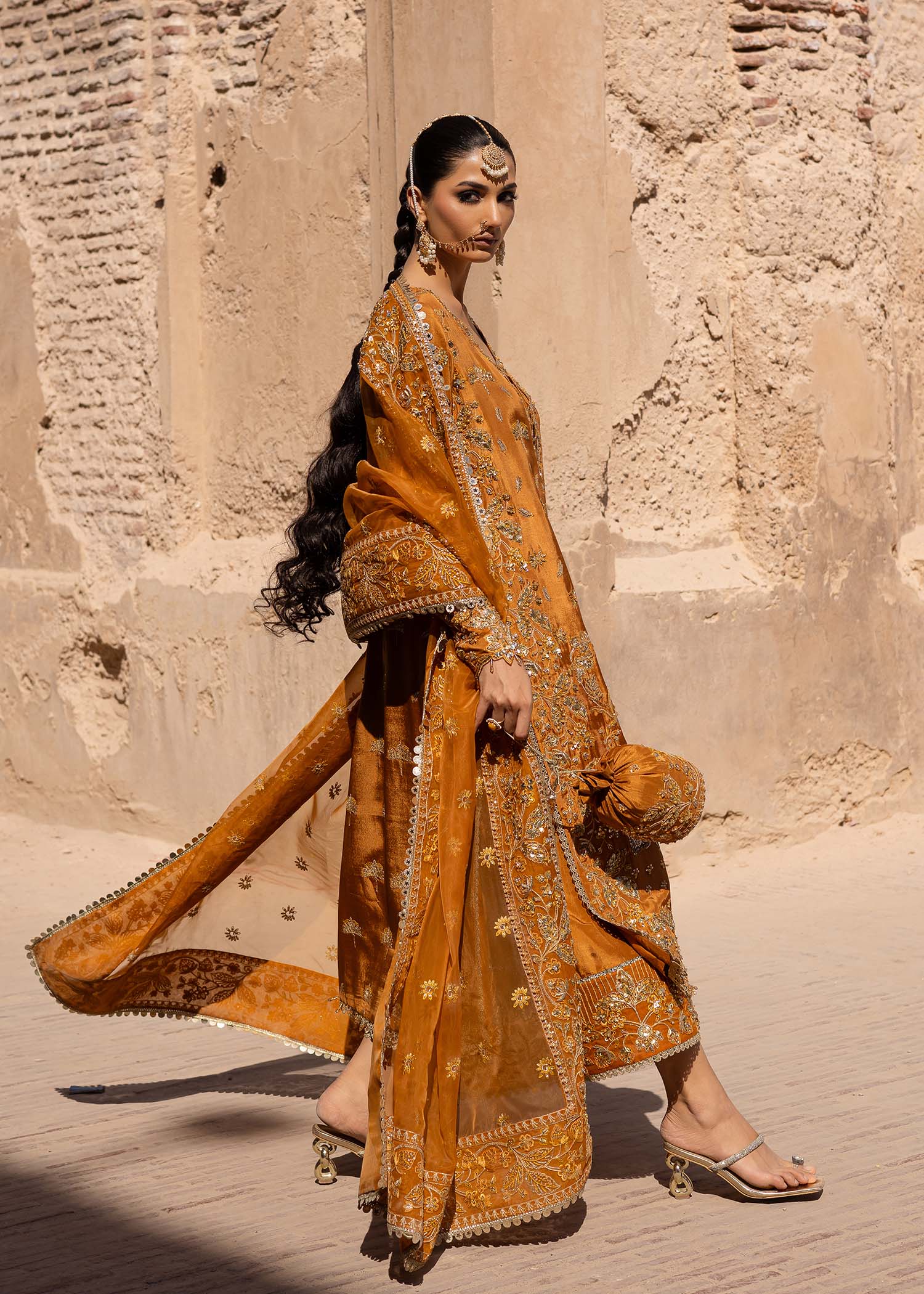 Akbar Aslam | Luxury Formals | Zarmisha