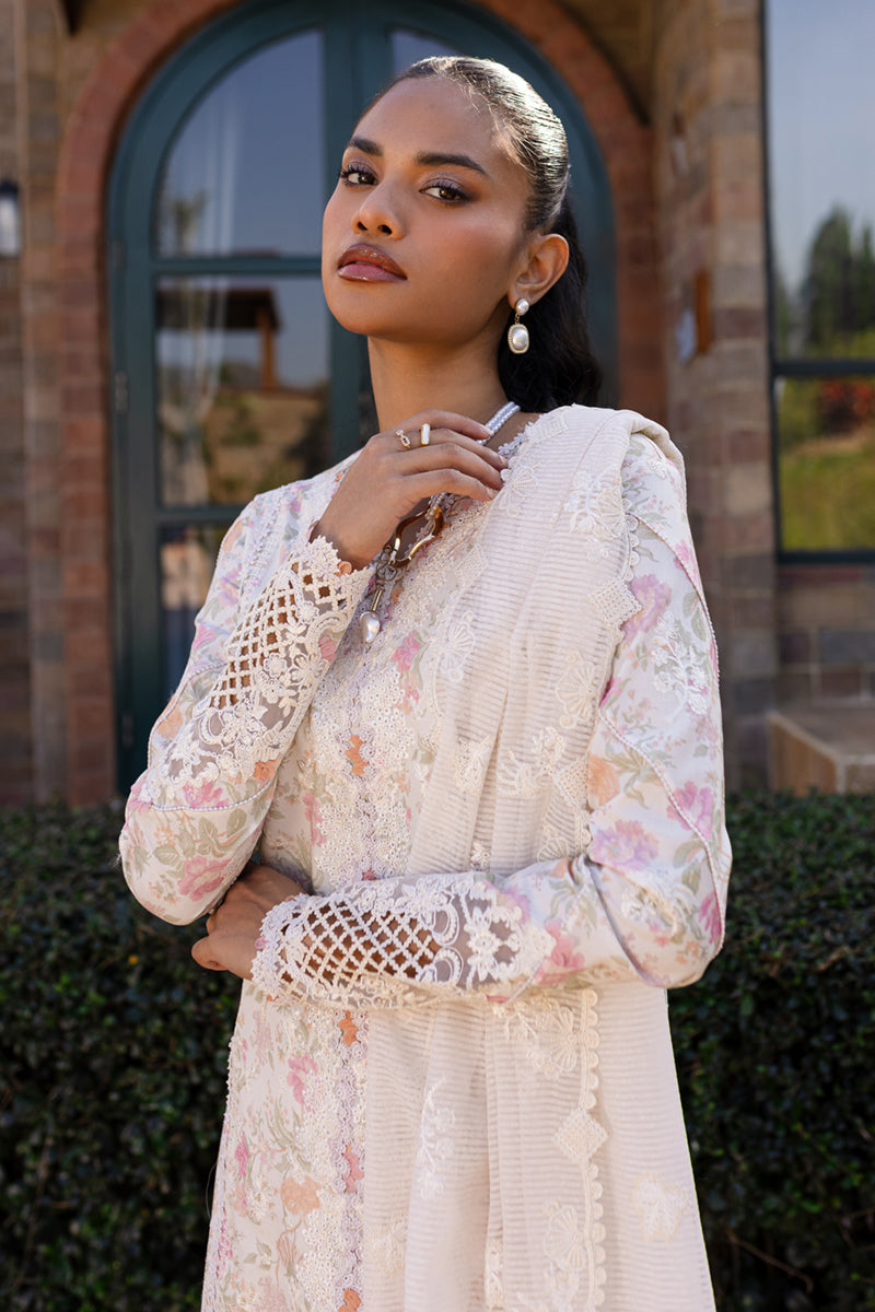 Qalamkar | Q Line Lawn 25 | QM-18 Feeha