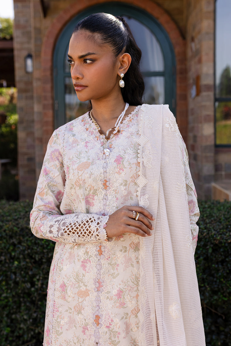 Qalamkar | Q Line Lawn 25 | QM-18 Feeha