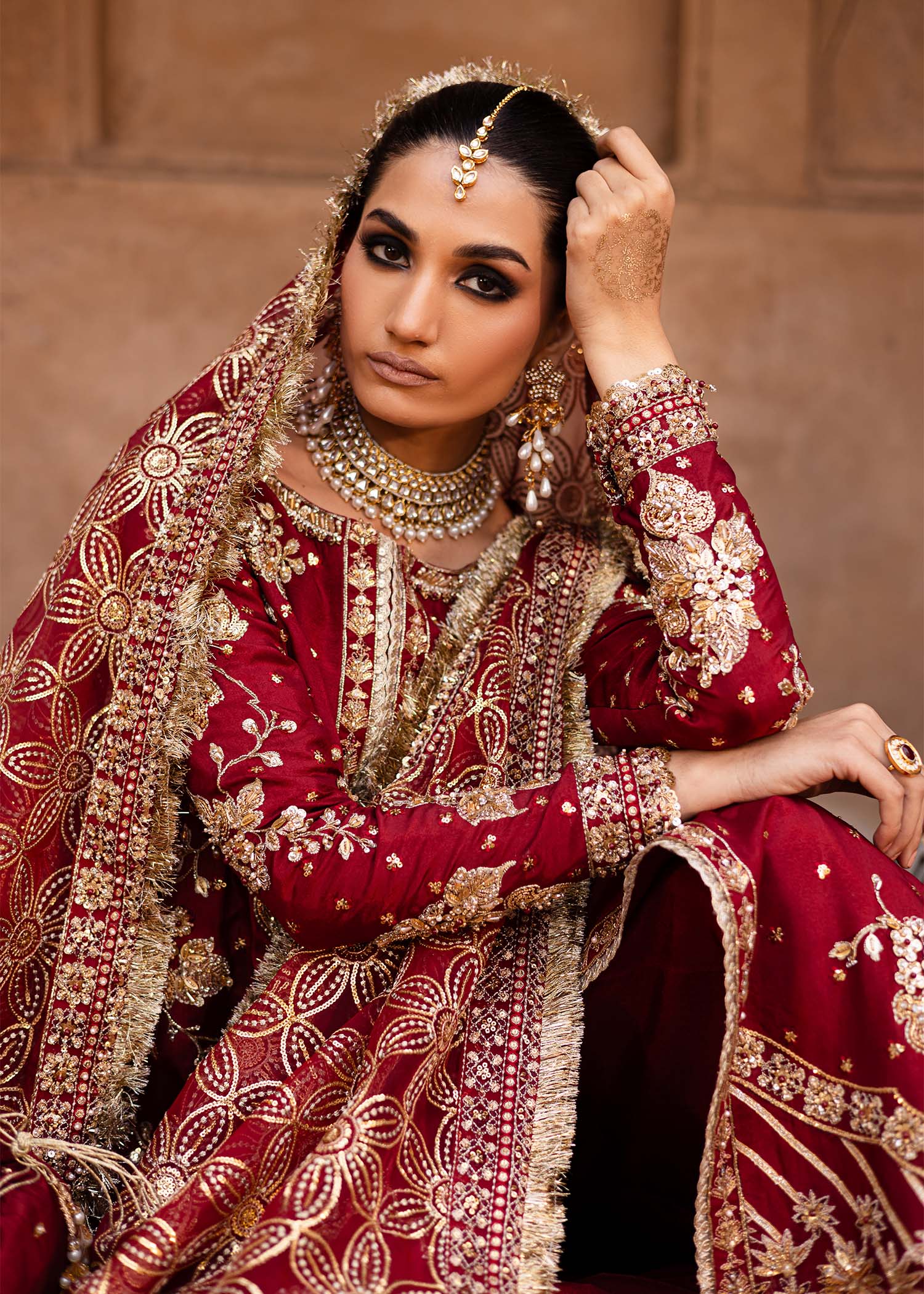 Akbar Aslam | Luxury Formals | Arusa