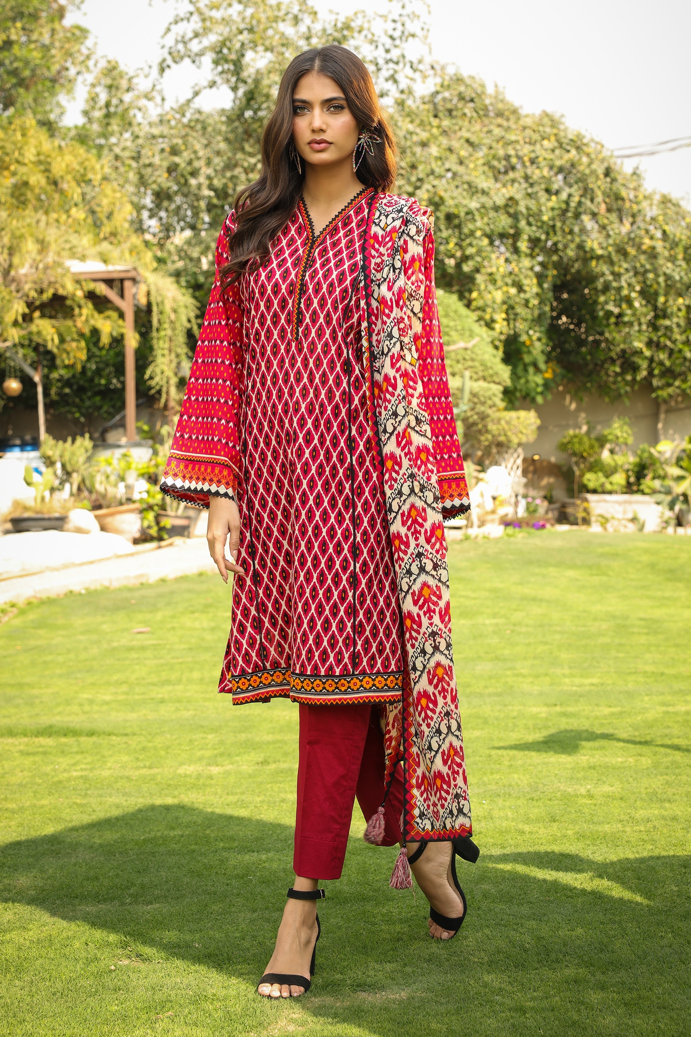 LSM | Winter Marina 24 | 0176-A - Official LSM - Agha Fabrics UK