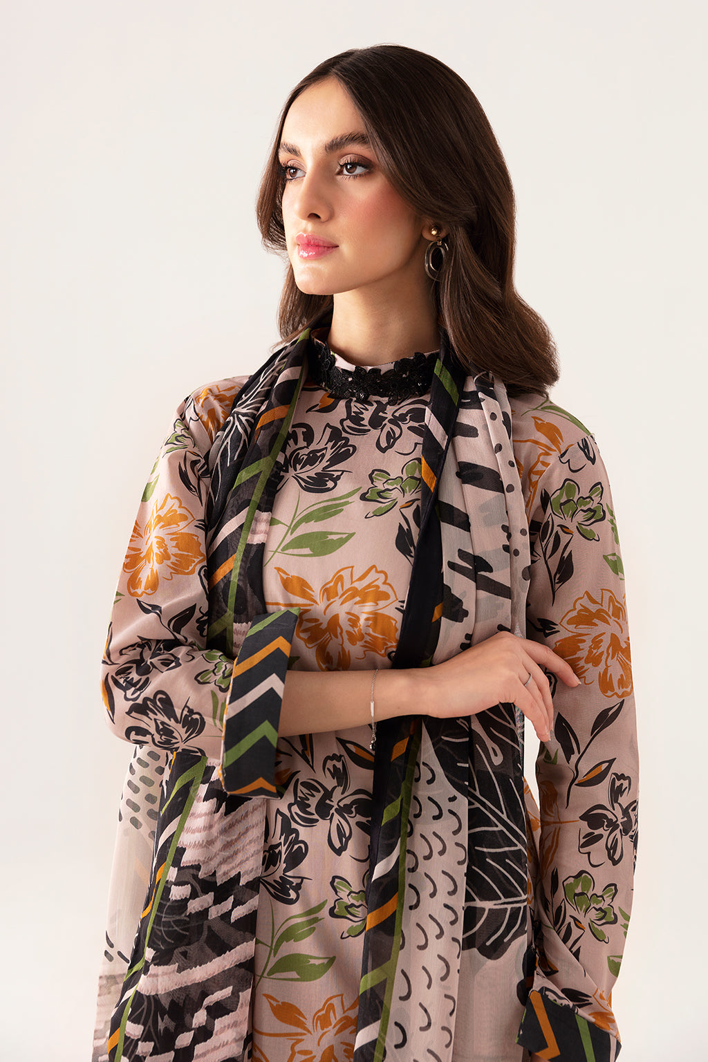 Ramsha | Pinted Lawn | RP-106 - Official Ramsha - Agha Fabrics UK