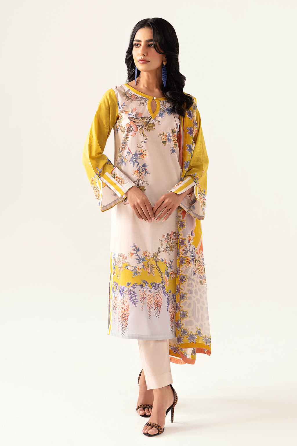 Ramsha | Pinted Lawn | RP-111 - Official Ramsha - Agha Fabrics UK