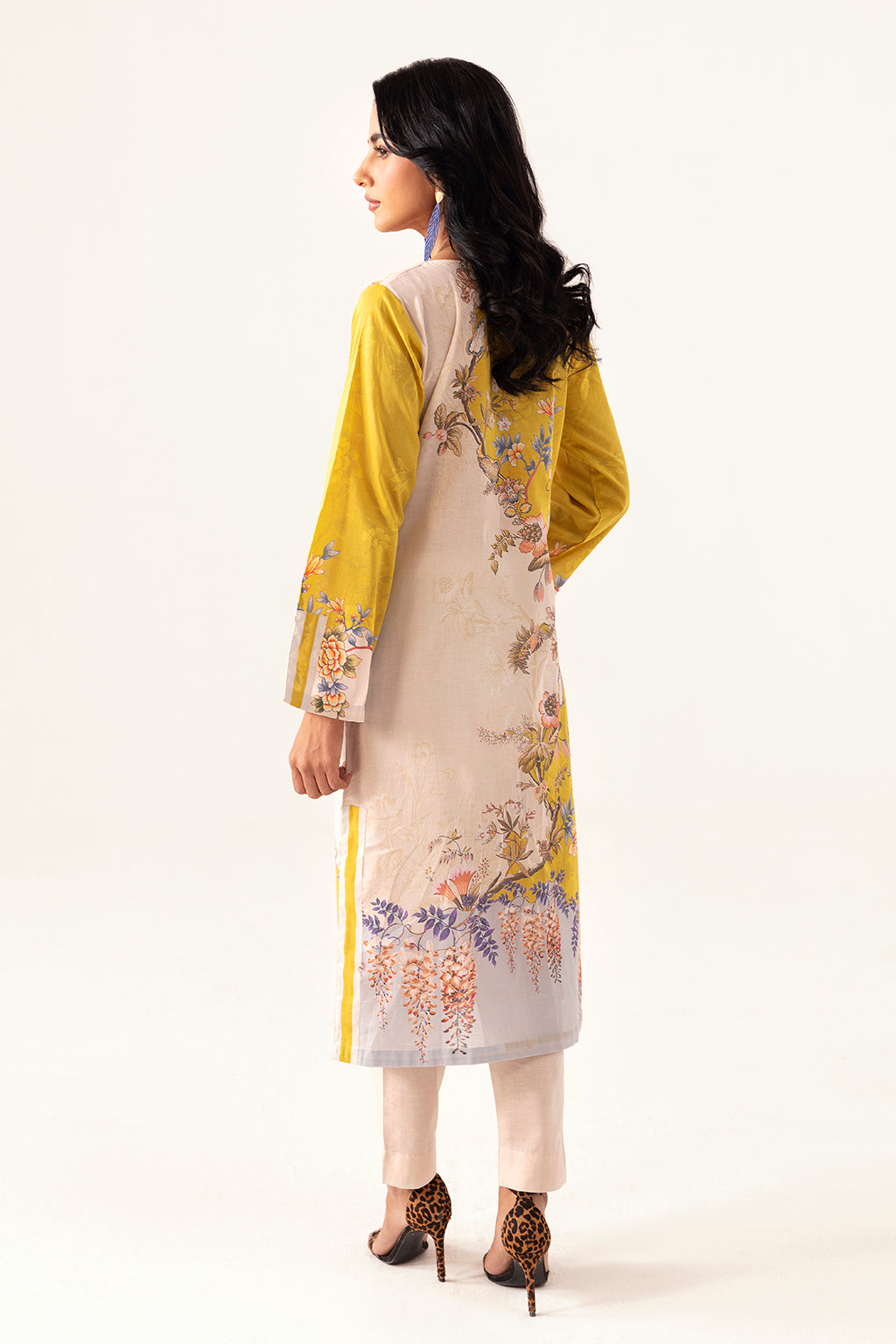 Ramsha | Pinted Lawn | RP-111 - Official Ramsha - Agha Fabrics UK