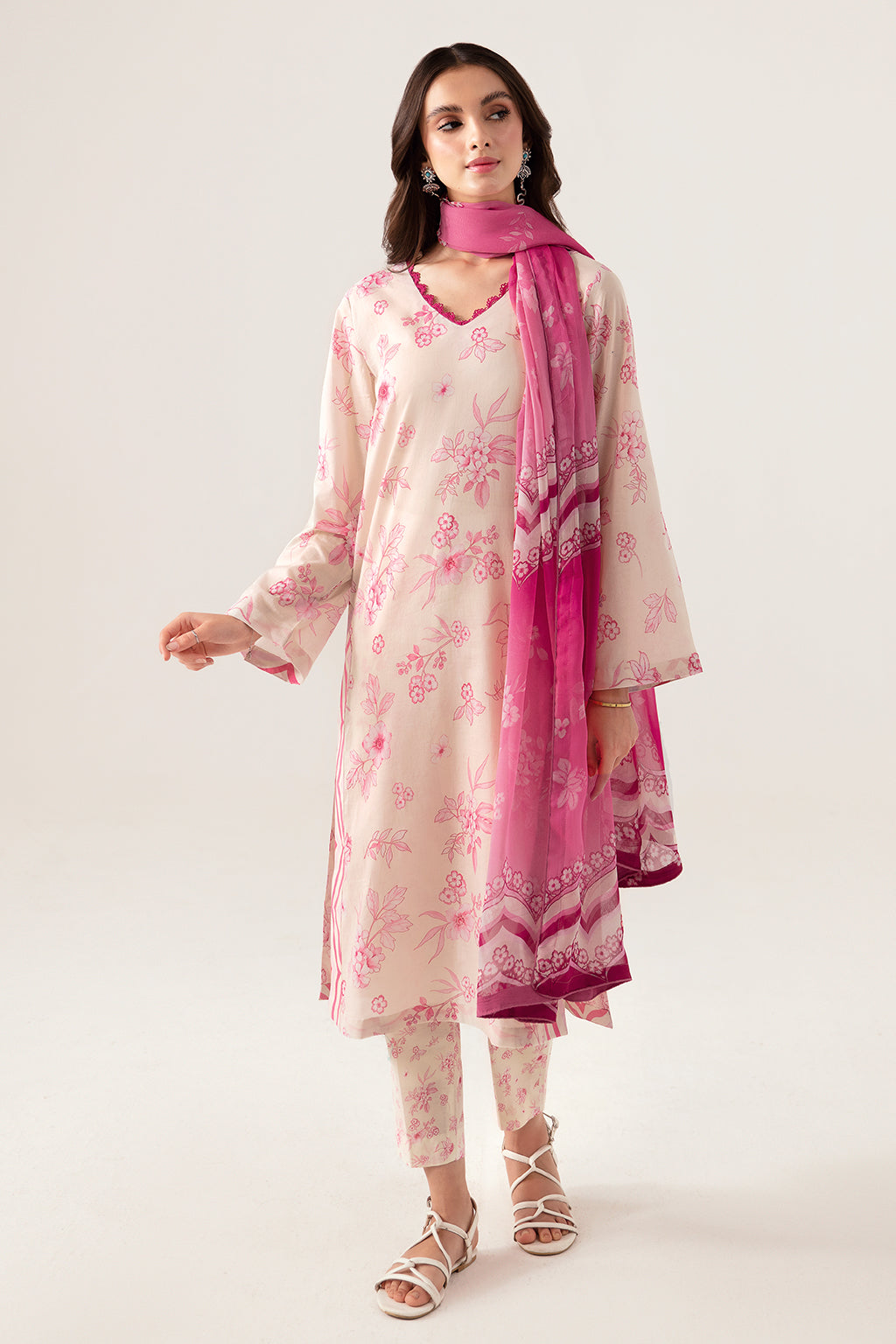 Ramsha | Pinted Lawn | RP-105 - Official Ramsha - Agha Fabrics UK