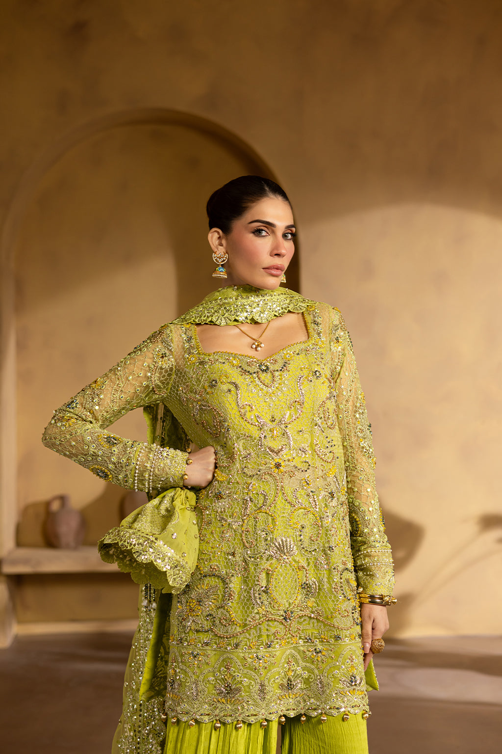 Emaan Adeel I Regalia Luxury Formals I BERYL