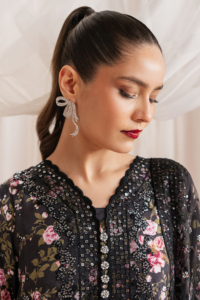 Cross Stitch | Luxe Atelier 25 | GRAPHITE GLOW