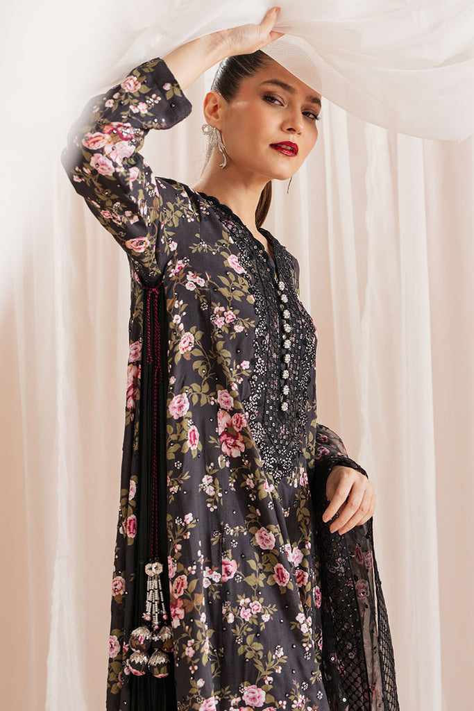 Cross Stitch | Luxe Atelier 25 | GRAPHITE GLOW