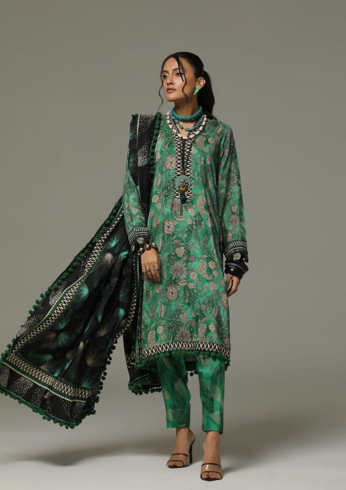 Winter Collection - Paltar - Sarmaa - PF#092310