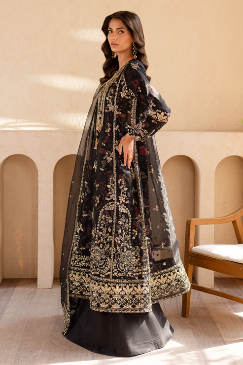 Emaan Adeel | Noore Festive Formals | ZAREYA