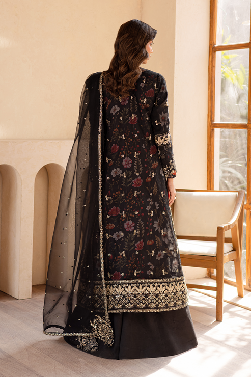 Emaan Adeel | Noore Festive Formals | ZAREYA