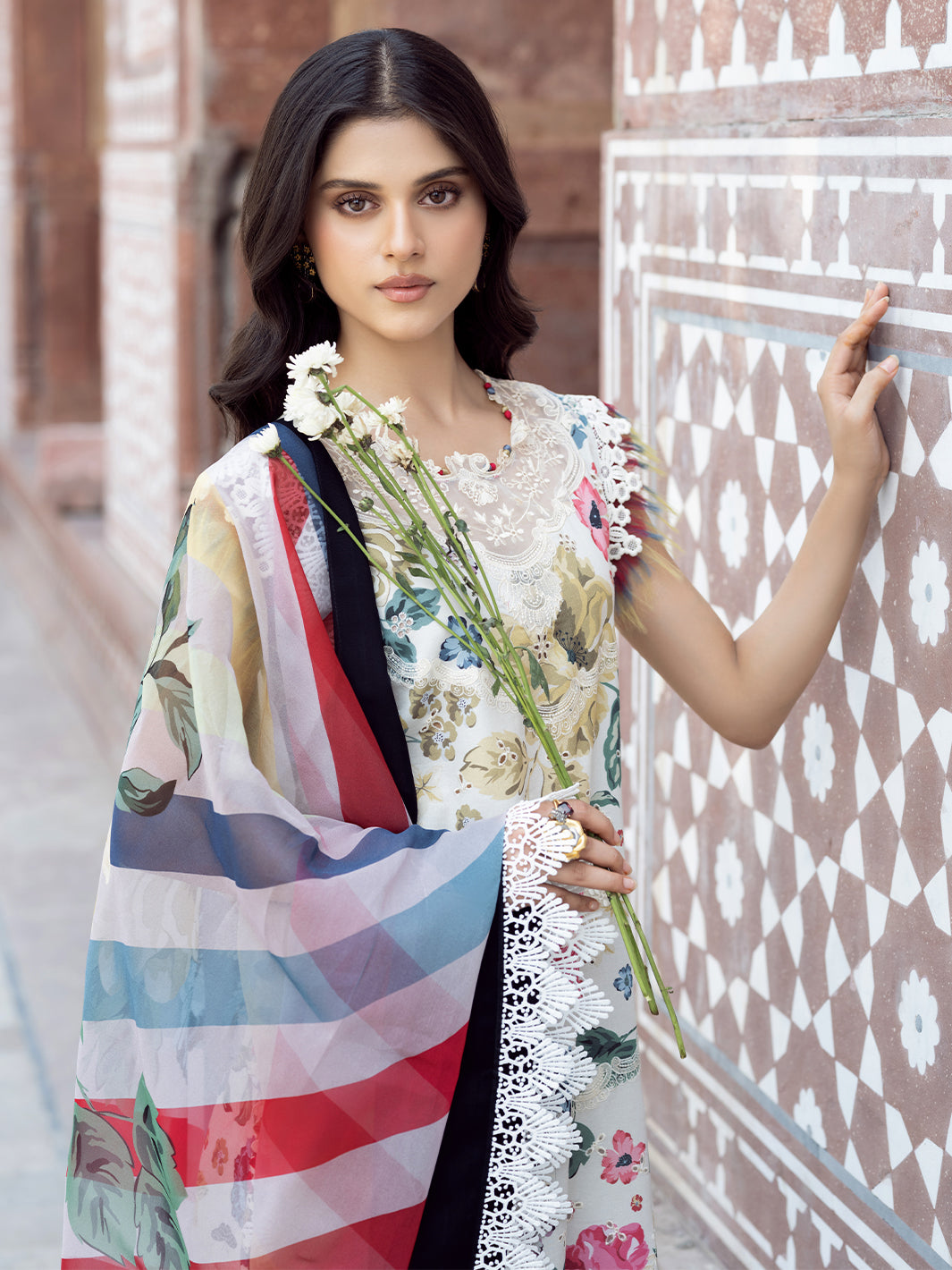 Bin Ilyas | Naqsh Naaz Luxury Lawn 25 | 2081 - A - Official Bin Ilyas - Agha Fabrics UK