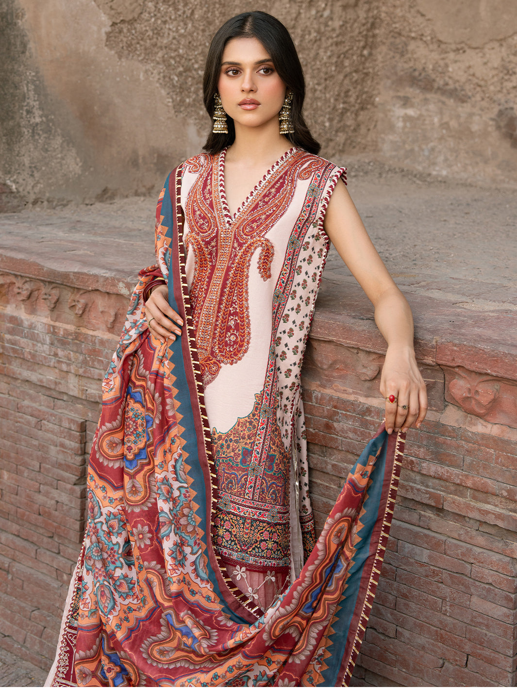 Bin Ilyas | Naqsh Naaz Luxury Lawn 25 | 2083 - A - Official BIN - Agha Fabrics UK