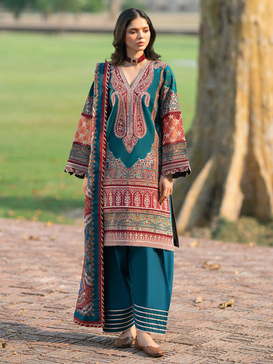Bin Ilyas | Naqsh Naaz Luxury Lawn 25 | 2083 - B - Official Bin Ilyas - Agha Fabrics UK