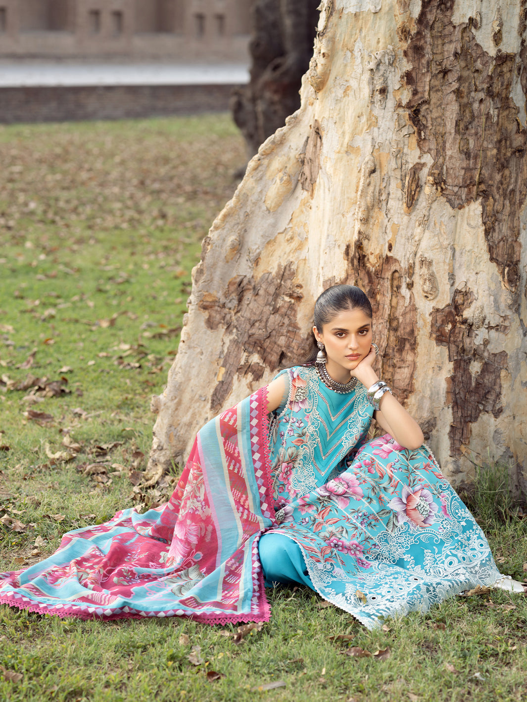 Bin Ilyas | Naqsh Naaz Luxury Lawn 25 | 2085 - B - Official Bin Ilyas - Agha Fabrics UK