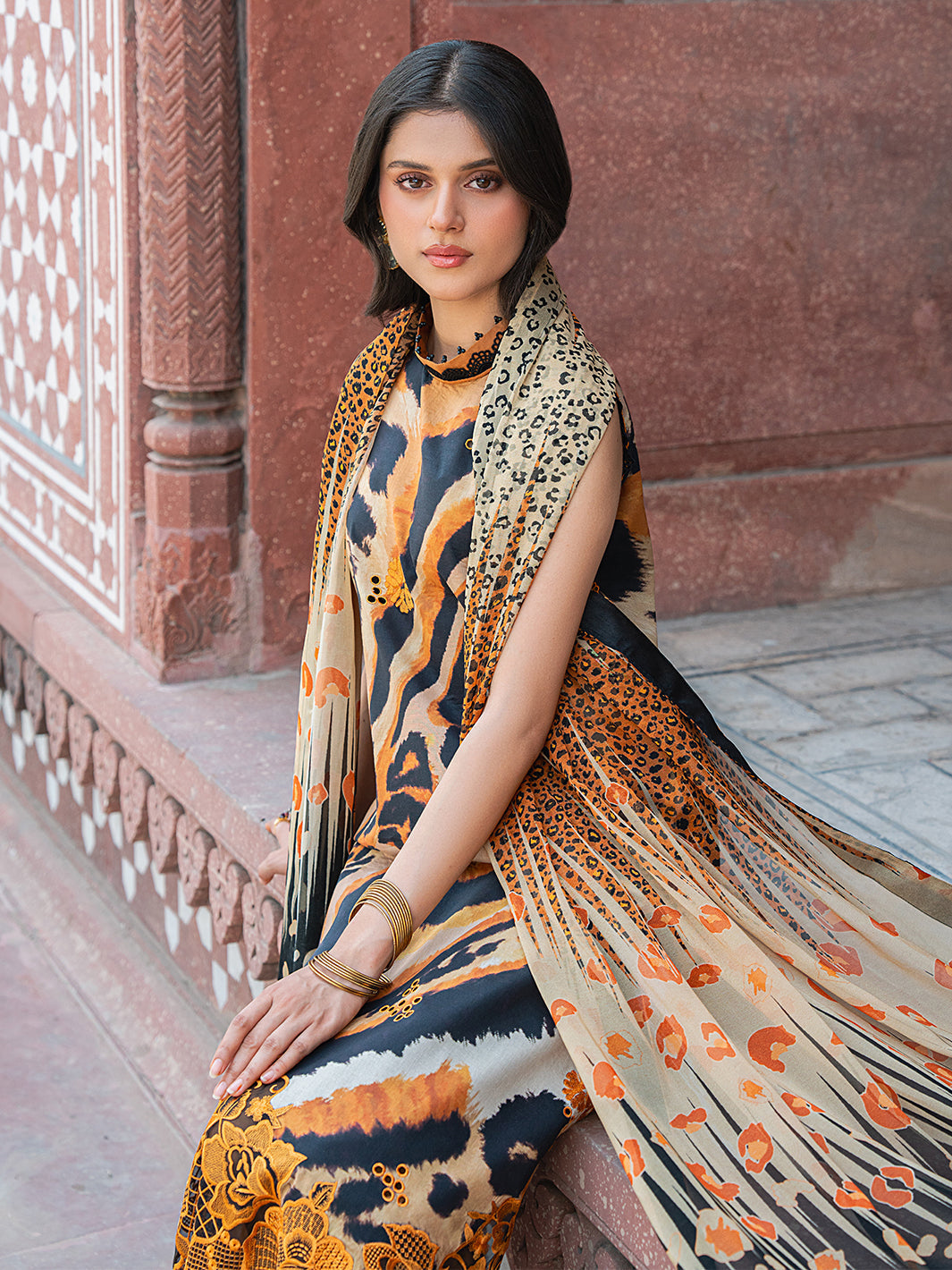 Bin Ilyas | Naqsh Naaz Luxury Lawn 25 | 2086 - B - Official Bin Ilyas - Agha Fabrics UK
