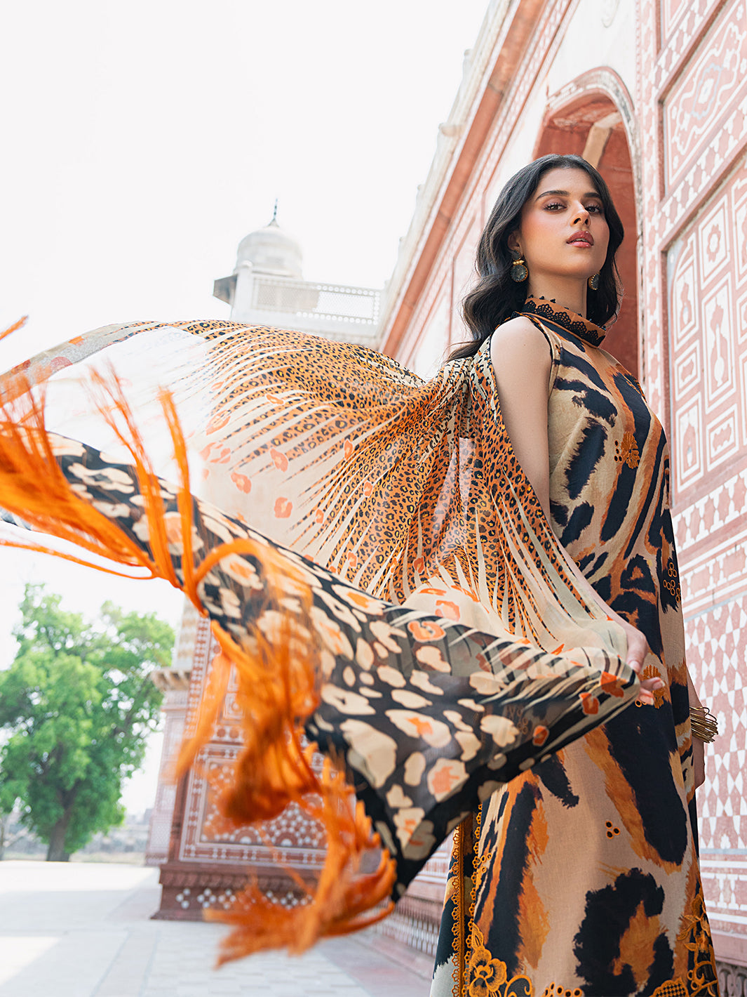 Bin Ilyas | Naqsh Naaz Luxury Lawn 25 | 2086 - B - Official Bin Ilyas - Agha Fabrics UK