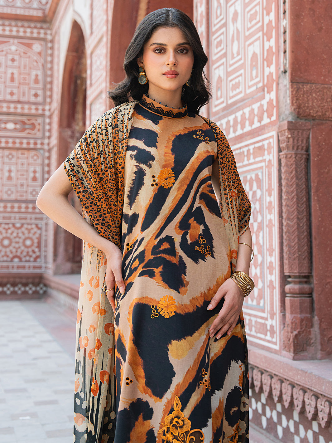 Bin Ilyas | Naqsh Naaz Luxury Lawn 25 | 2086 - B - Official Bin Ilyas - Agha Fabrics UK