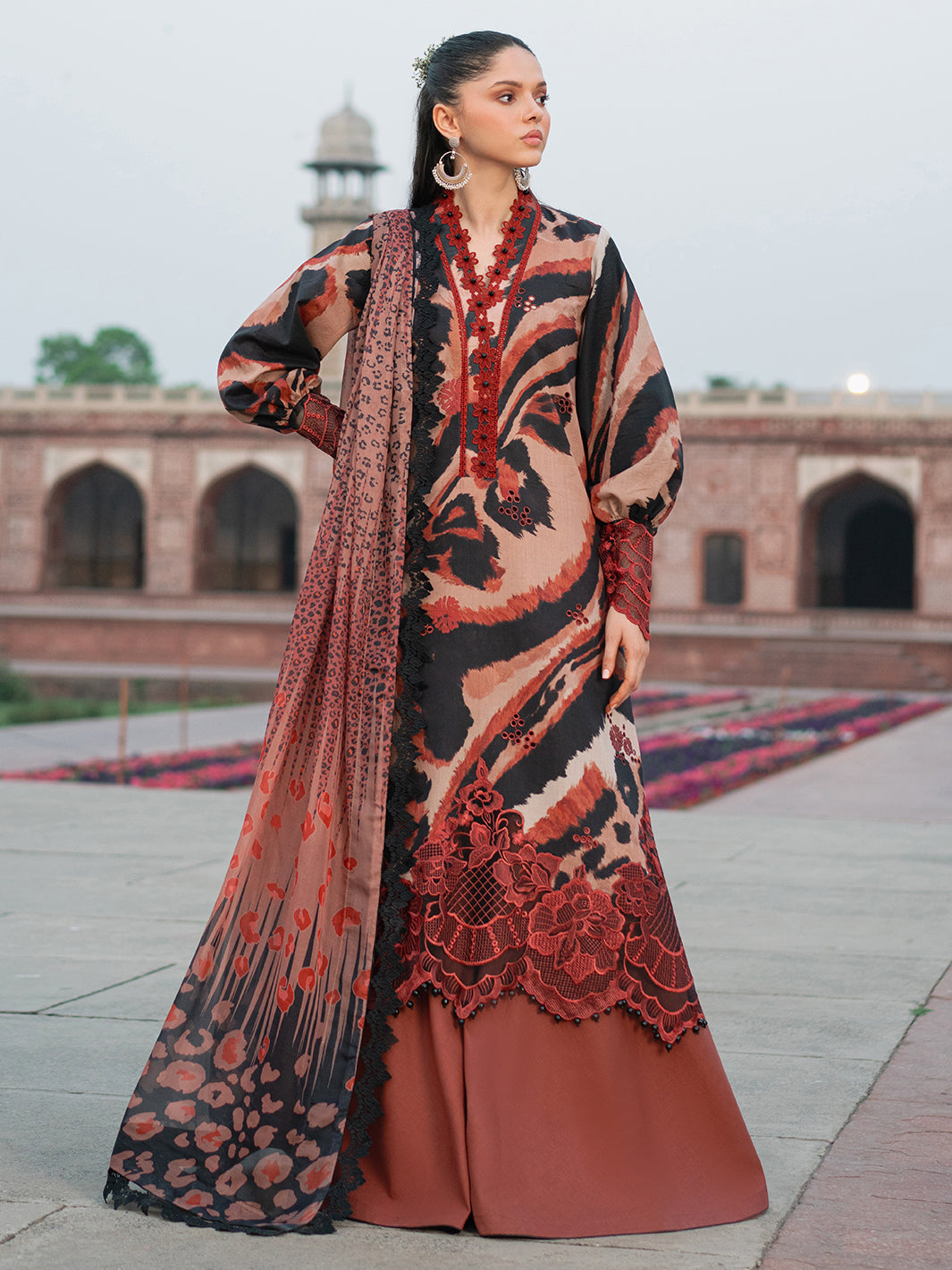 Bin Ilyas | Naqsh Naaz Luxury Lawn 25 | 2086 - C - Official Bin Ilyas - Agha Fabrics UK