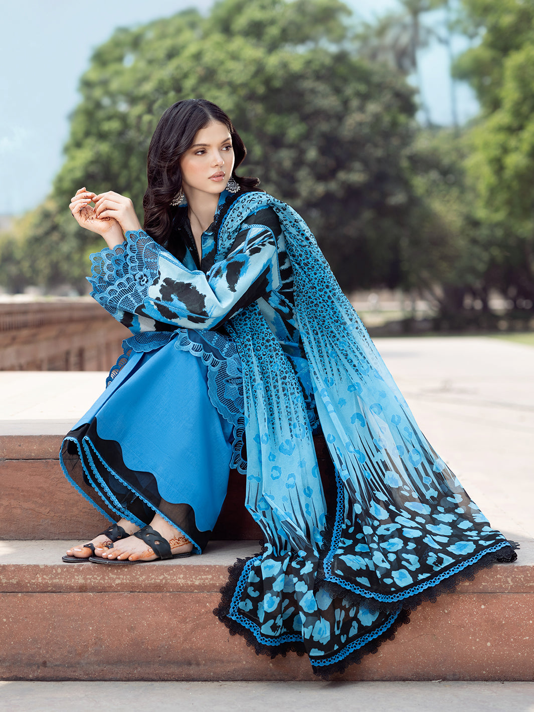 Bin Ilyas | Naqsh Naaz Luxury Lawn 25 | 2086 - D - Official Bin Ilyas - Agha Fabrics UK