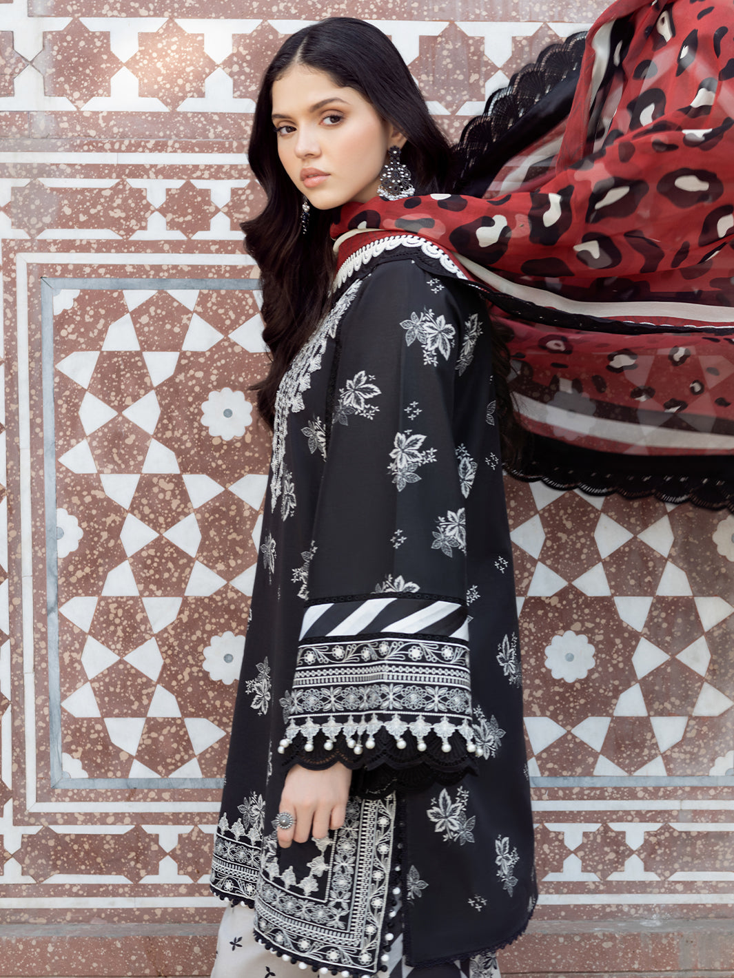 Bin Ilyas | Naqsh Naaz Luxury Lawn 25 | 2088 - A - Official Bin Ilyas - Agha Fabrics UK