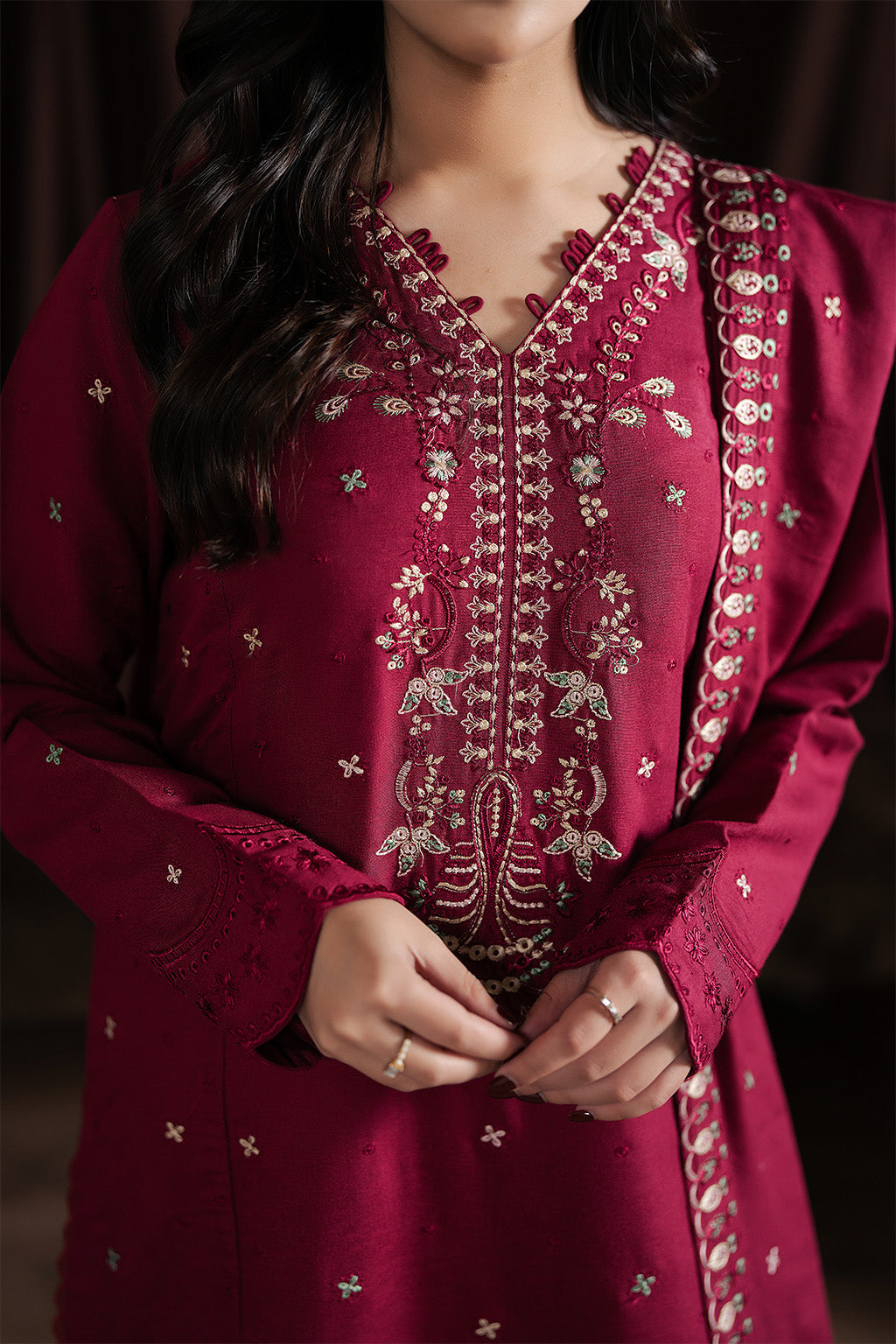 Neeshay | Winter Reverie | Merlot