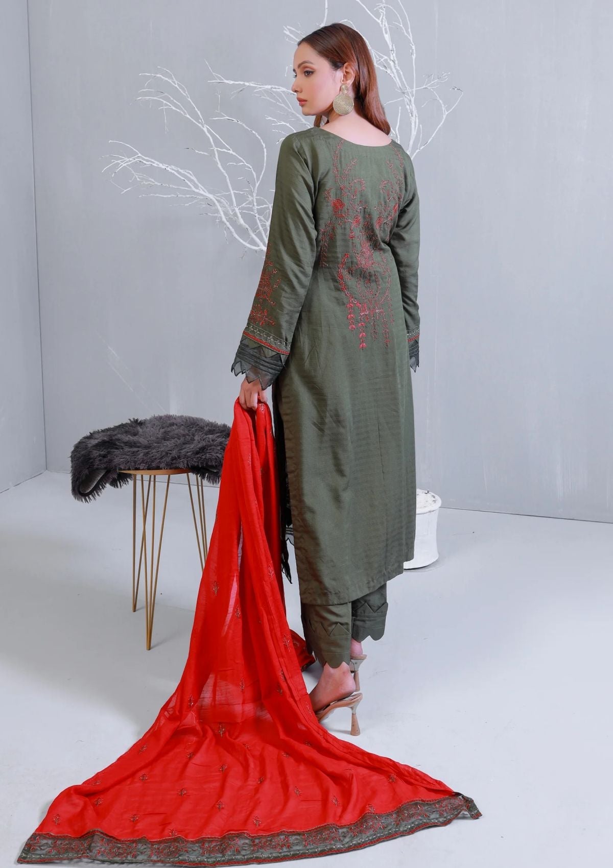 Winter Collection - Almish - Unstitched 24 - D#595 - Giti - Official Almish - Agha Fabrics UK