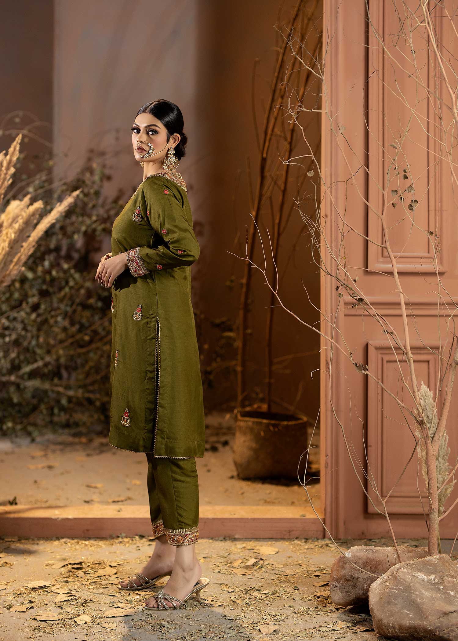 Purple Haze Pret Studio | Apsara Formals | Yasmin