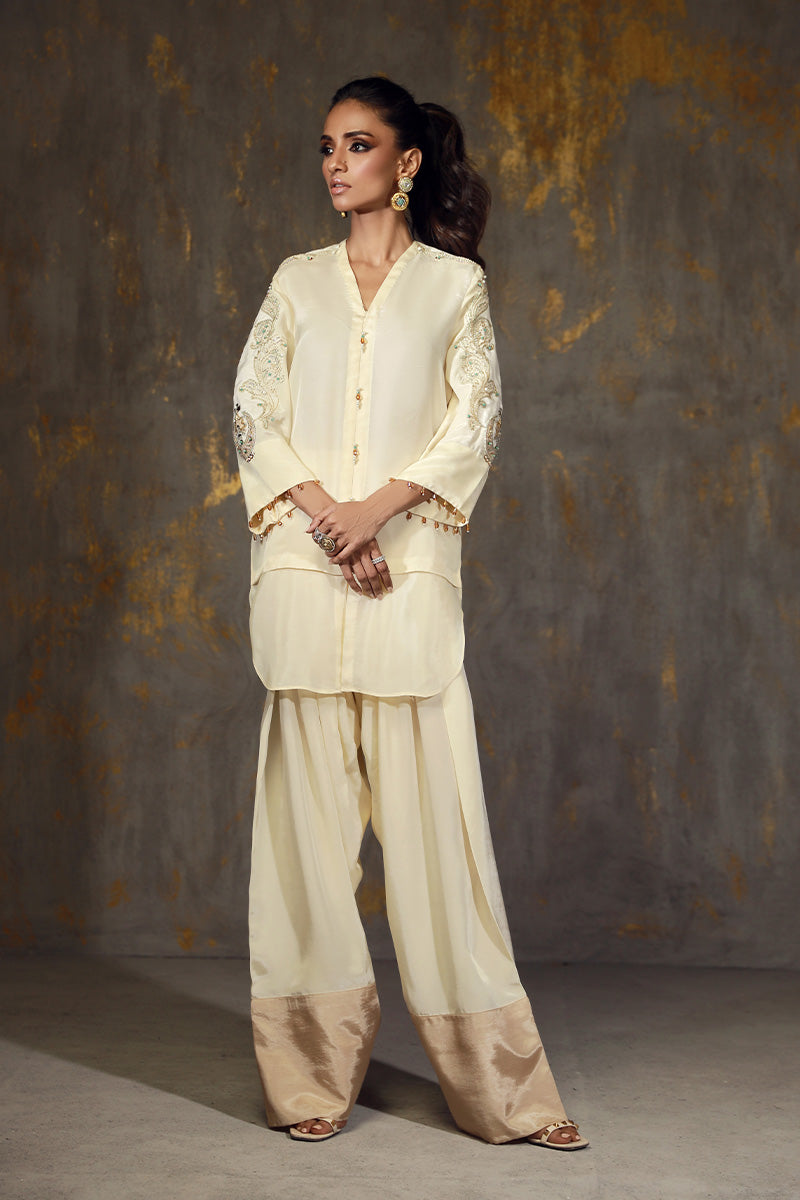 Wardha Saleem | Luxury Pret Traditional Wear | LAMIA - Official Wardha Saleem - Agha Fabrics UK