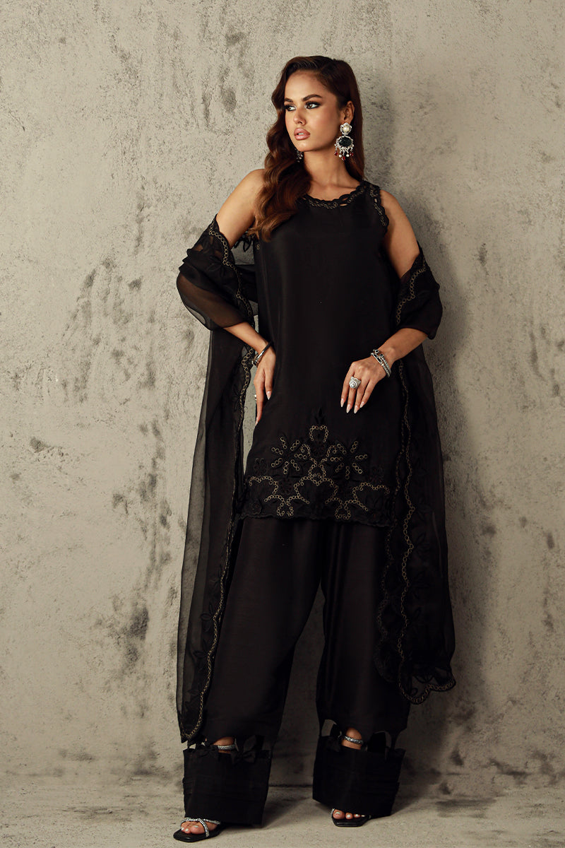 Wardha Saleem | Luxury Pret Fusion Wear | RULA