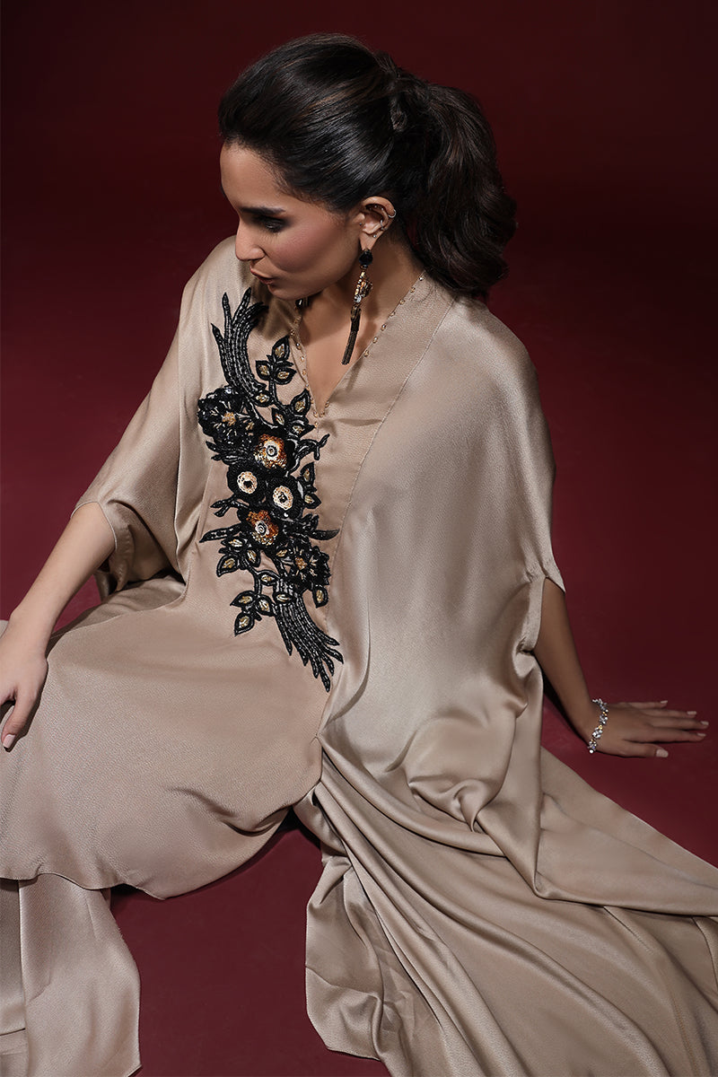 Wardha Saleem | Luxury Pret Fusion Wear | SAHARA DRAPE WITH PANTS (2PC)