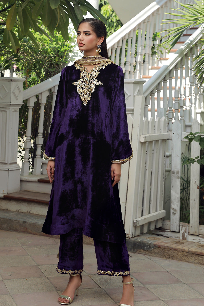 Sana Abbas | Velvet Formals | KANZITE - Official Sana Abbas - Agha Fabrics UK
