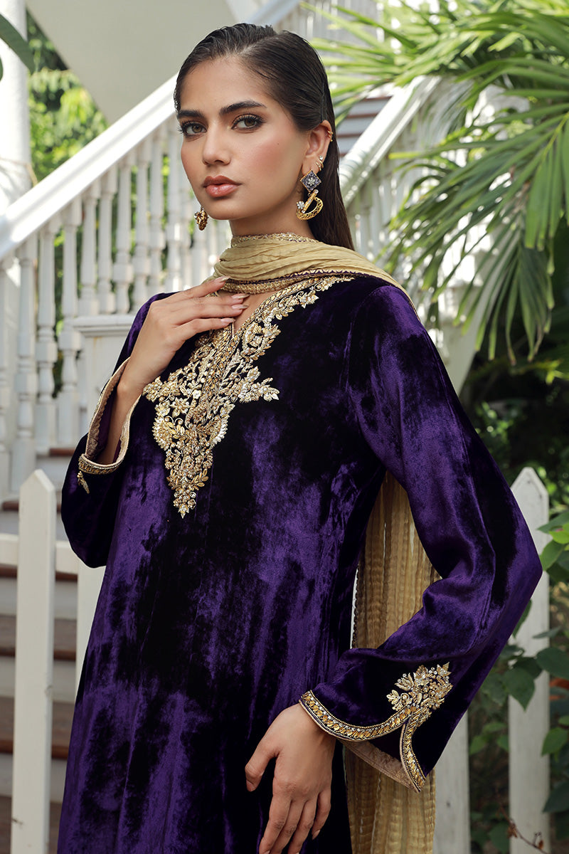 Sana Abbas | Velvet Formals | KANZITE - Official Sana Abbas - Agha Fabrics UK