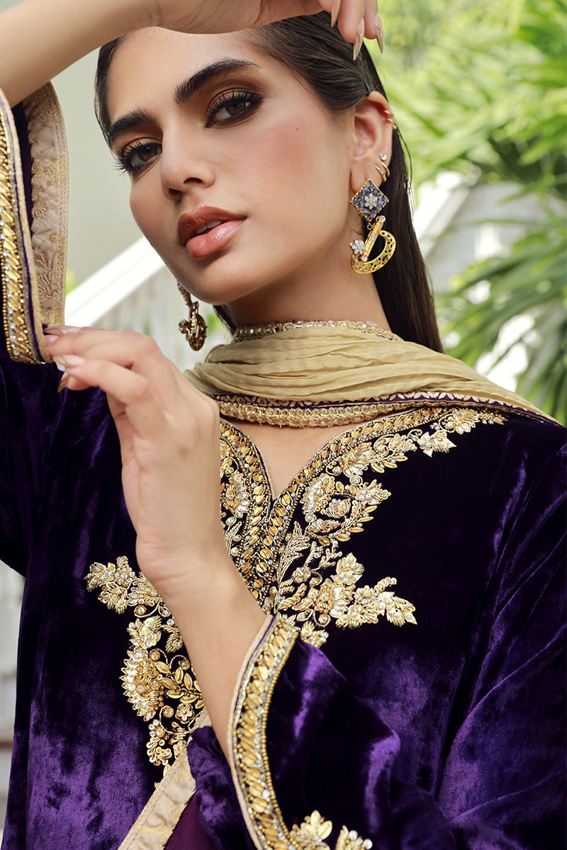 Sana Abbas | Velvet Formals | KANZITE - Official Sana Abbas - Agha Fabrics UK