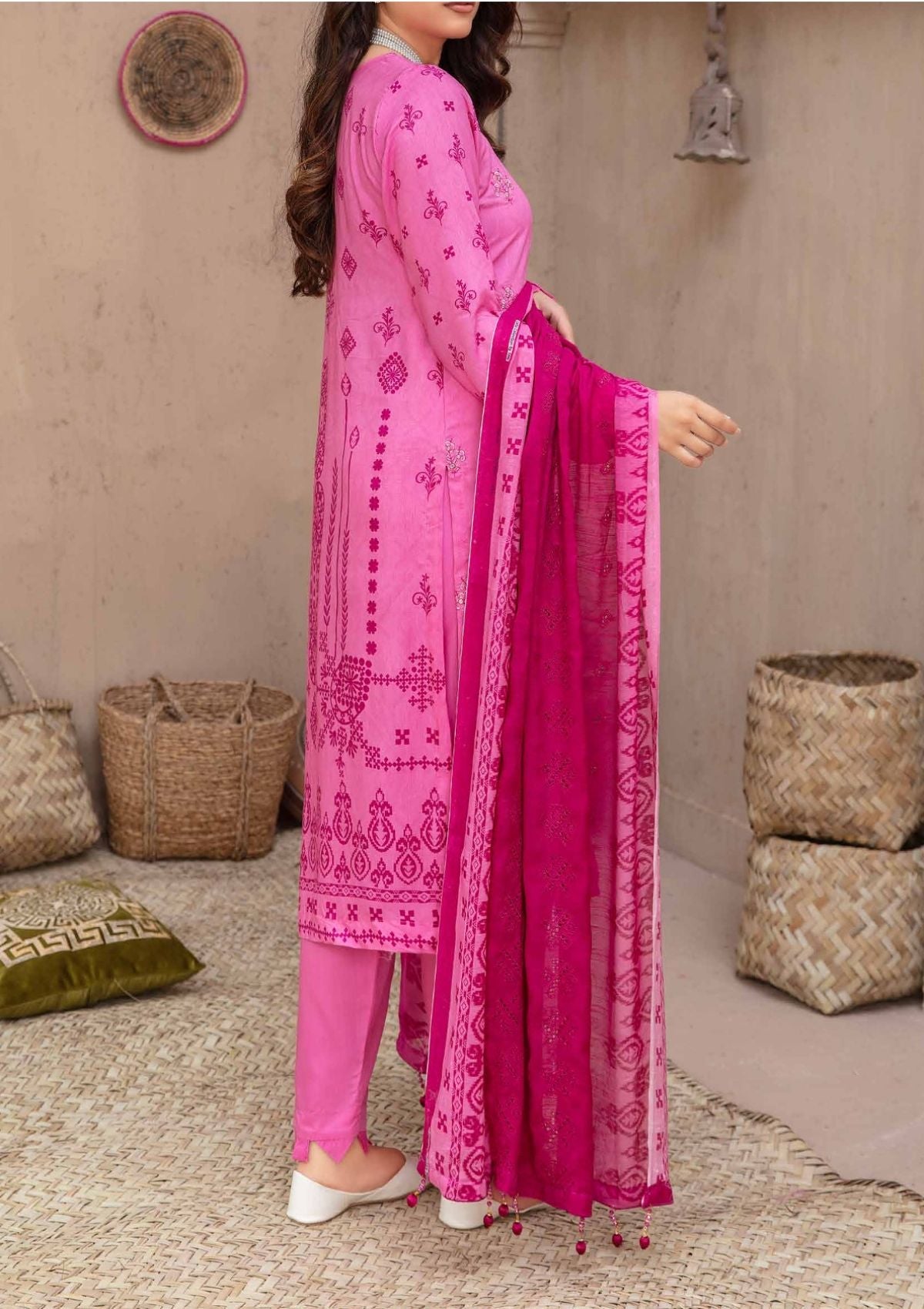 Winter Collection - Laiba - D/P Viscose - V26 - LV#09 - Official Laiba - Agha Fabrics UK