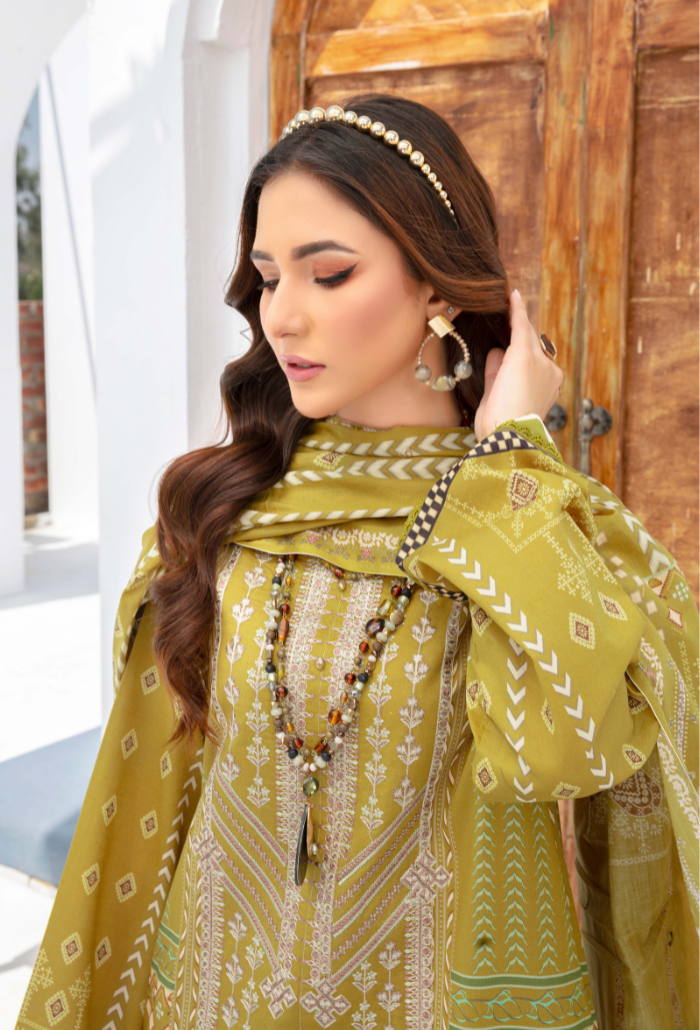 Humdum | Saira Bano Lawn 24 | D04 - Official HumDum - Agha Fabrics UK