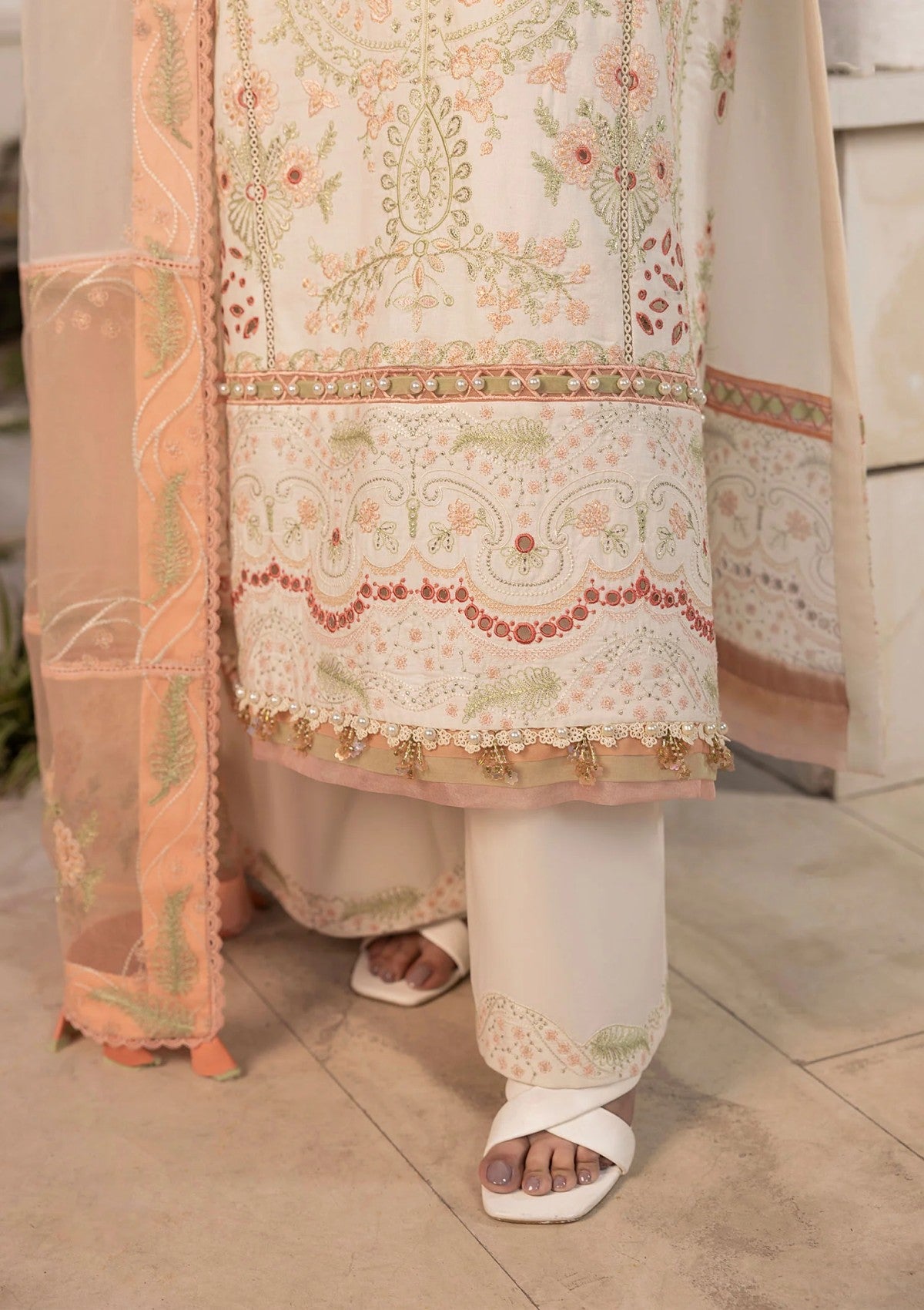Lawn - Shurooq - Luxury Lawn 25 - SLL#08 - Nora