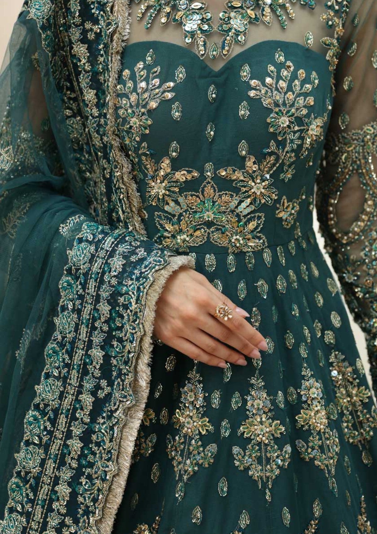 Formal Collection - Akbar Aslam - Mastani - ASM24#1560 - Luxor