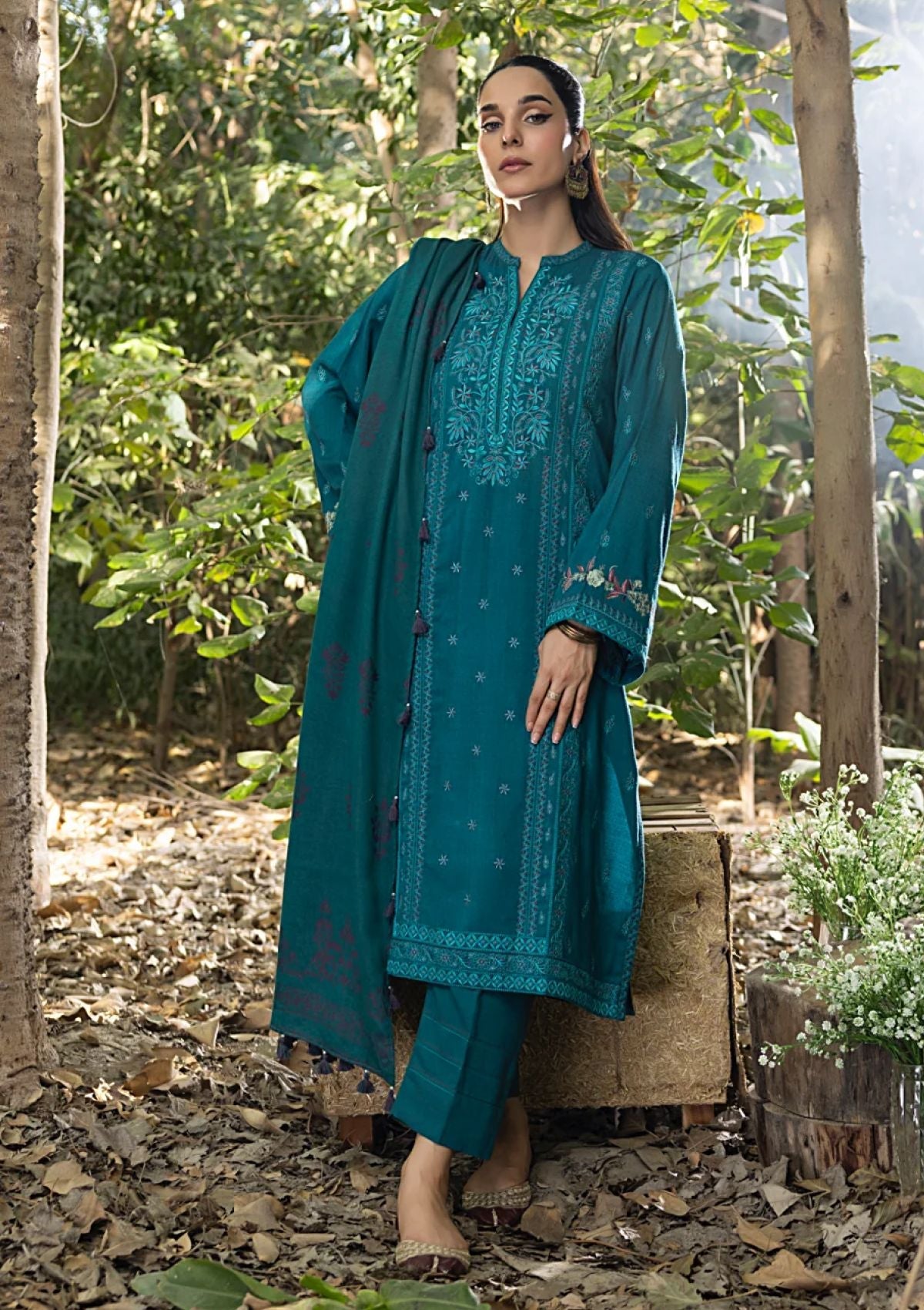 Winter Collection - Lakhany - Luxury Winter 24 - LG-RL-0084 - Official Lakhany - Agha Fabrics UK