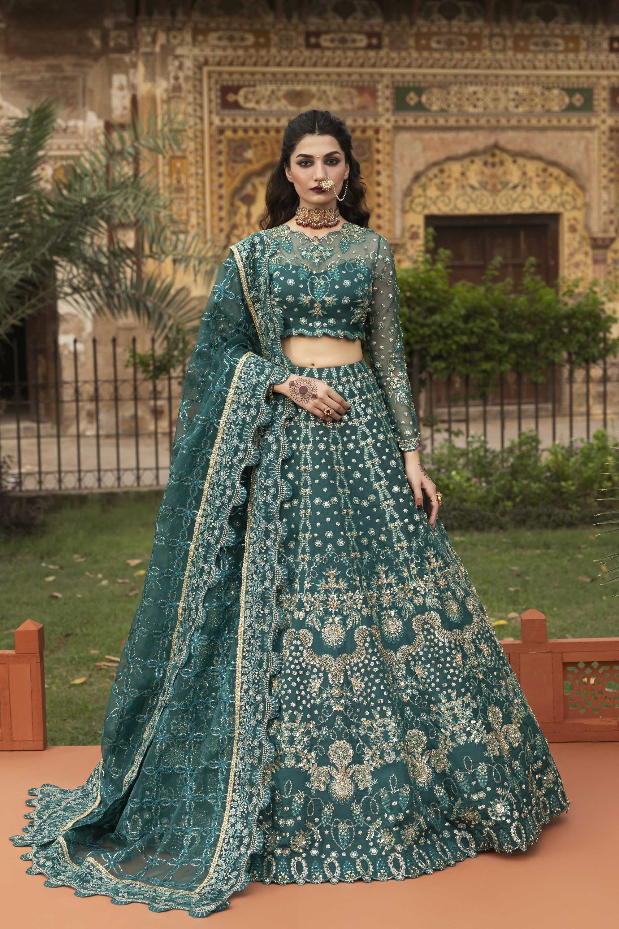 Akbar Aslam | Formals | Gulnar