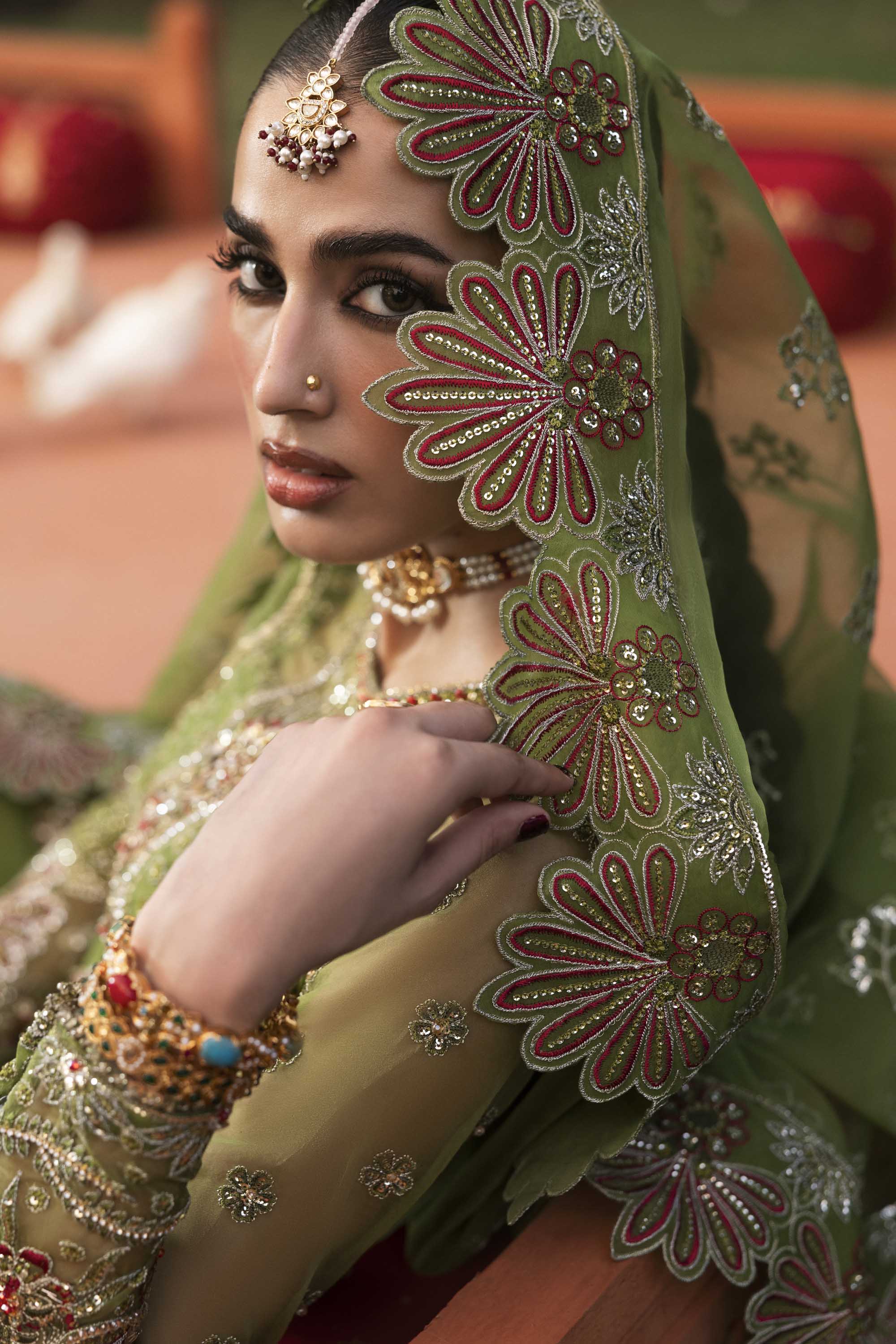 Akbar Aslam | Formals | Ambenrin