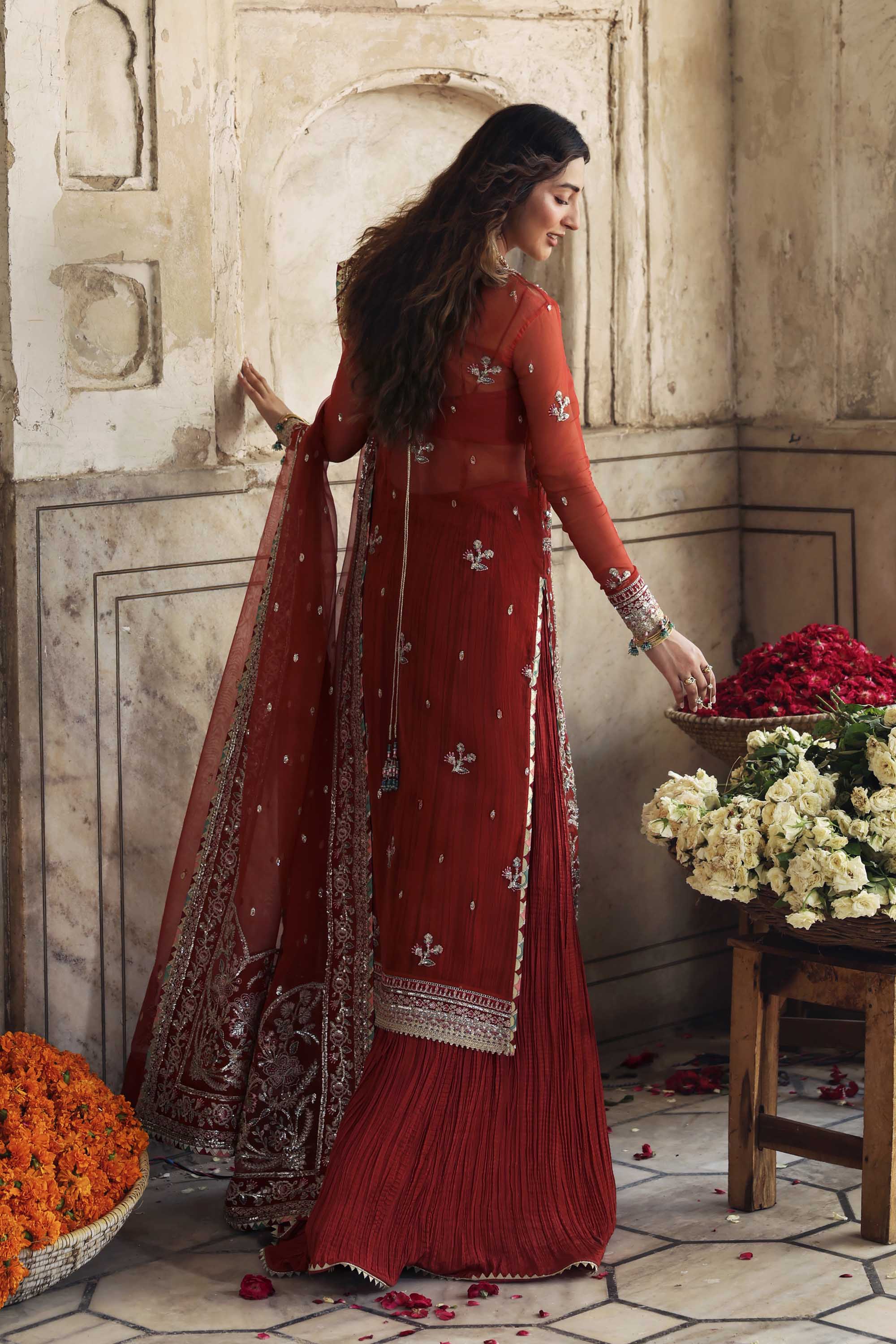 Akbar Aslam | Formals | Zarbaft