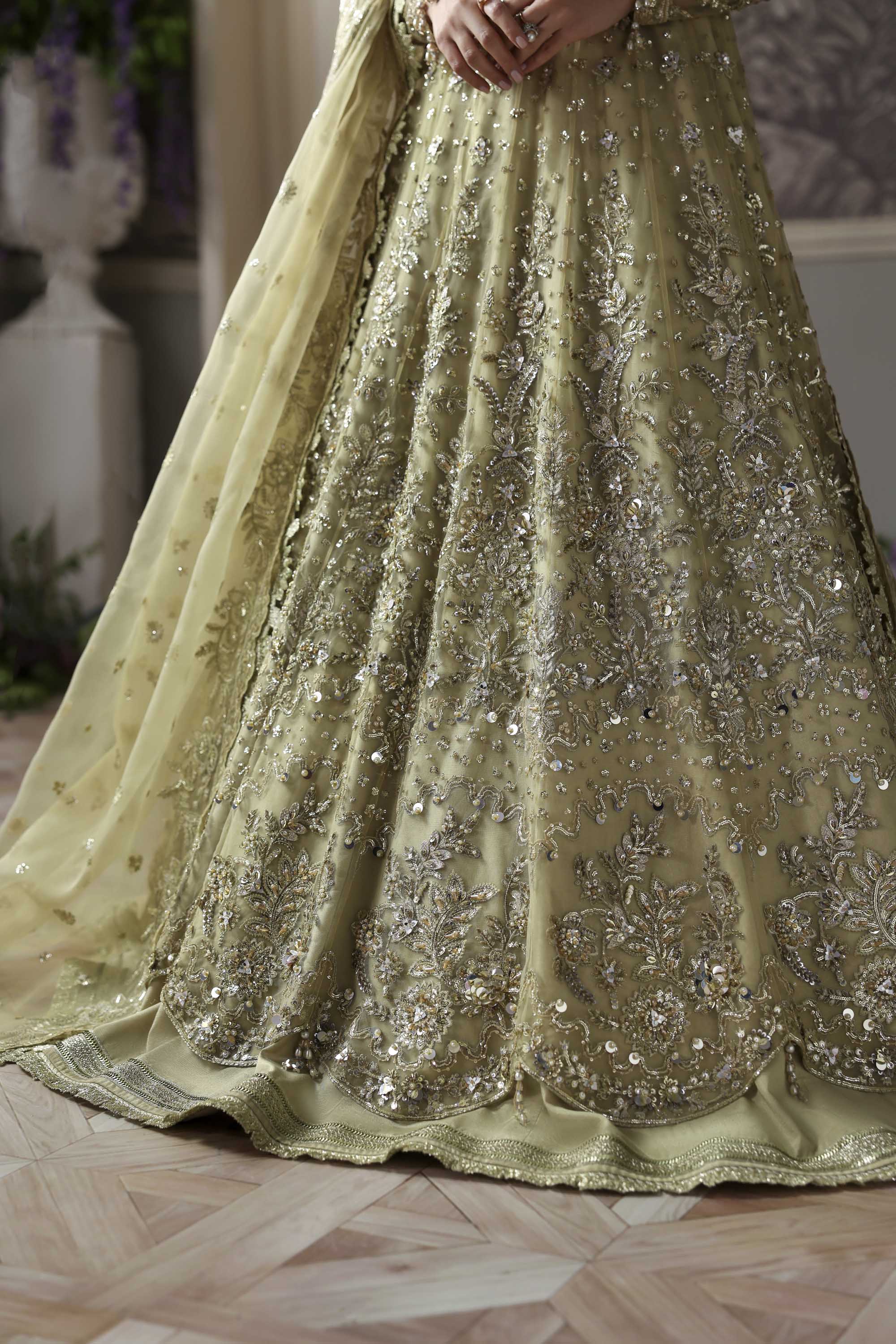 Akbar Aslam | Formals | Mintara