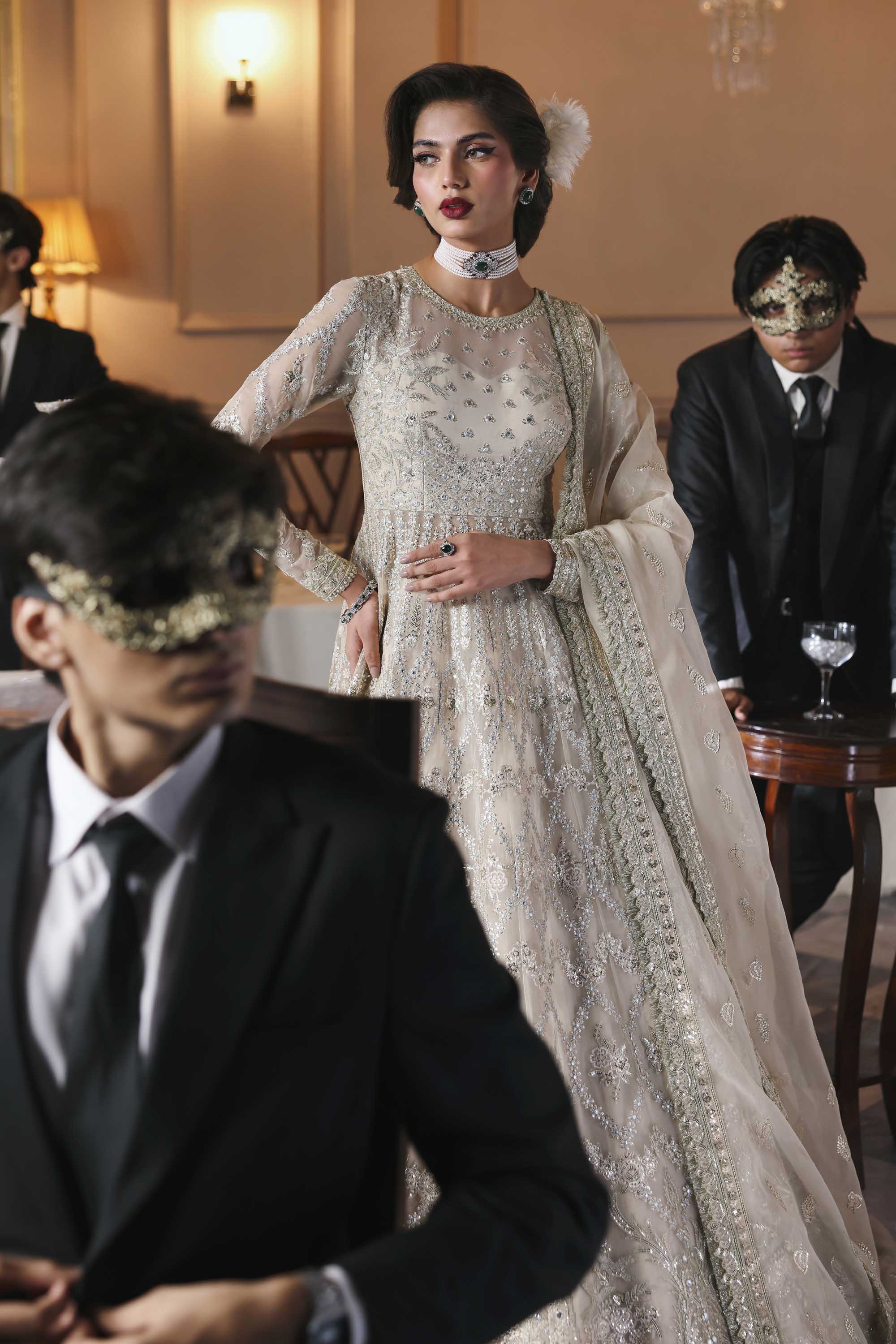 Akbar Aslam | Formals | Gulnisa
